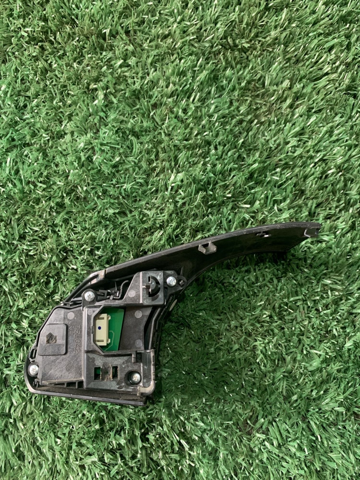 https://gcs.partsauto.market/rn-stockpro.appspot.com/thmbs/userImages/f92b14355489e3b224da6399a17e0798/part/993f58e1-c102-4995-be16-7d2498fe4d3d_1750500261497.jpg