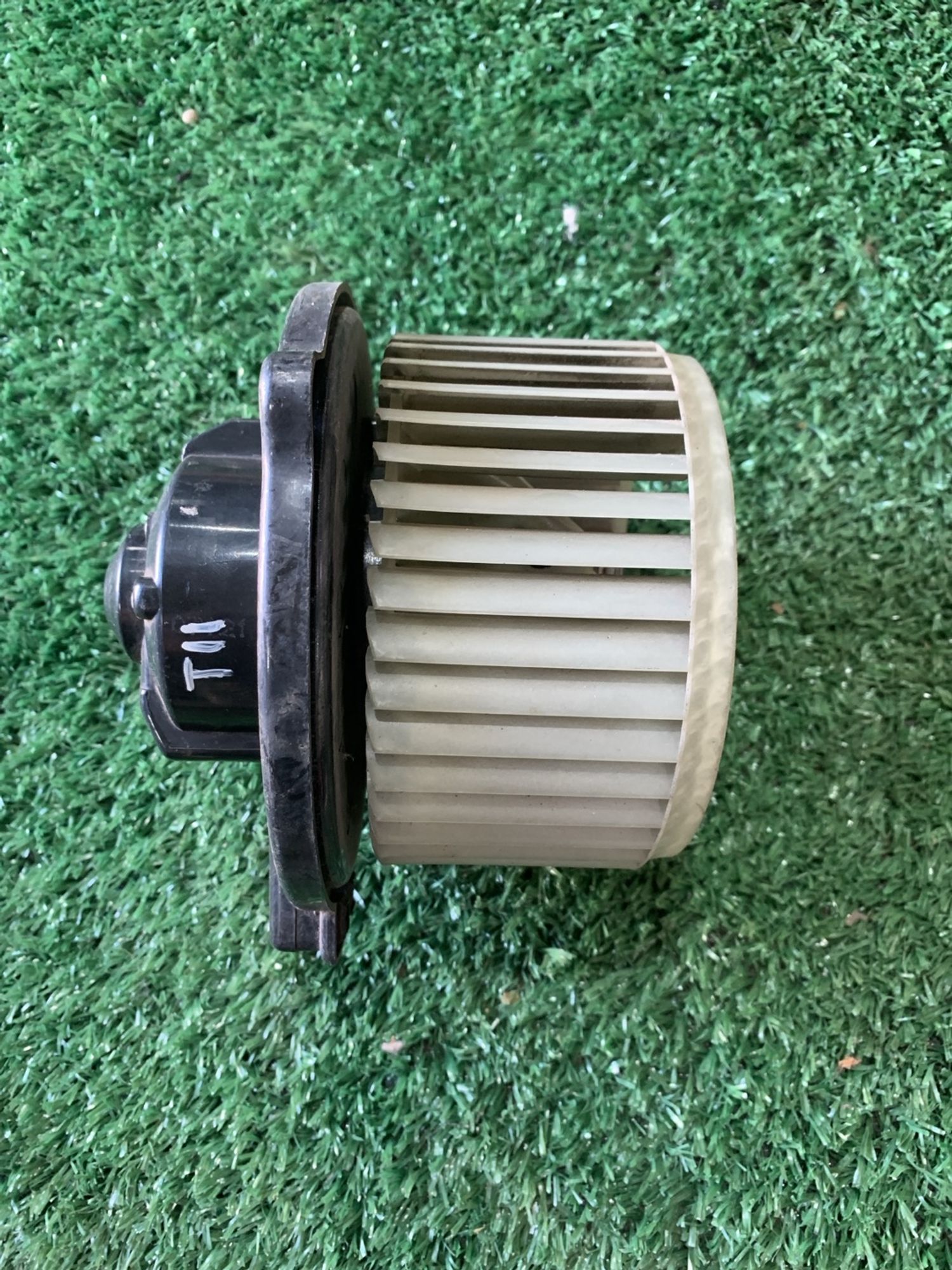 https://gcs.partsauto.market/rn-stockpro.appspot.com/thmbs/userImages/f92b14355489e3b224da6399a17e0798/part/998f5db2-b71b-4dc1-8ac4-11a16cc9ab10_1749020463590.jpg