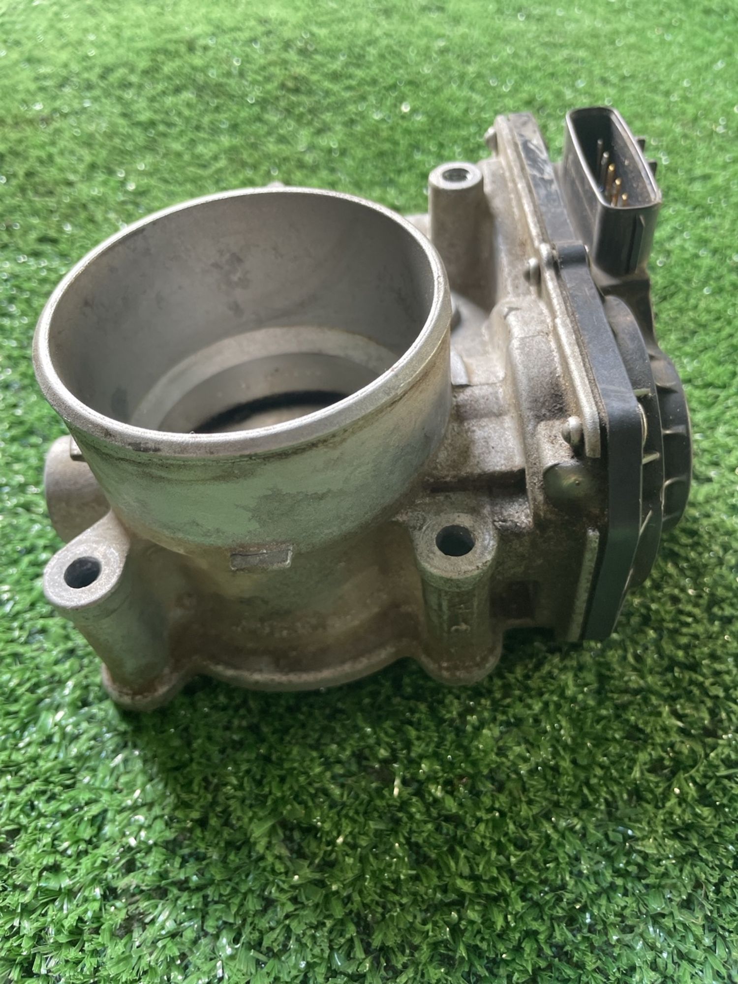 https://gcs.partsauto.market/rn-stockpro.appspot.com/thmbs/userImages/f92b14355489e3b224da6399a17e0798/part/9ae8ade0-e21e-439a-b1c8-ed938c051365_1746885536428.jpg