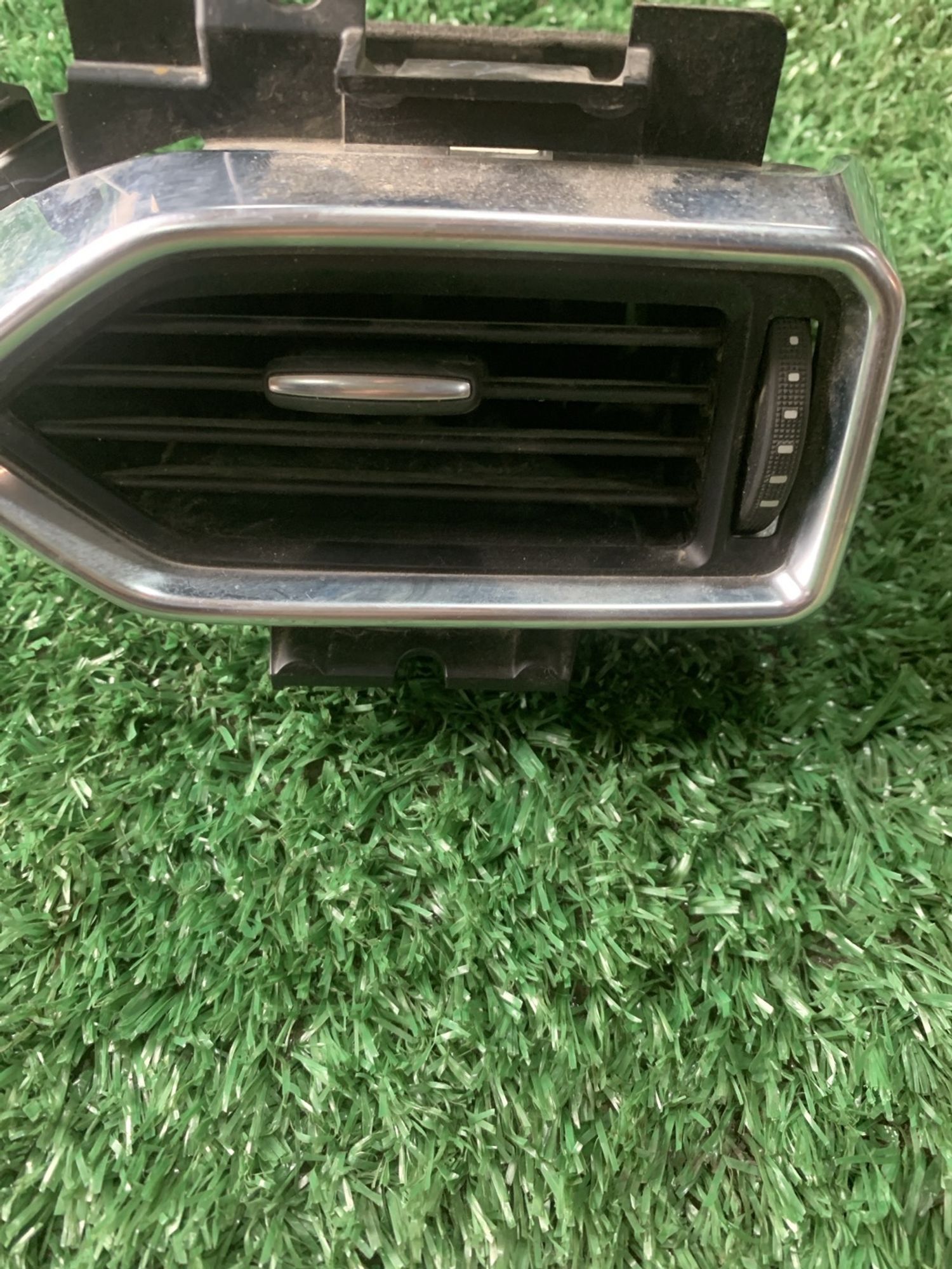 https://gcs.partsauto.market/rn-stockpro.appspot.com/thmbs/userImages/f92b14355489e3b224da6399a17e0798/part/a08b7a65-0bd1-485d-b57c-1b82a2a8d676_1750487261044.jpg
