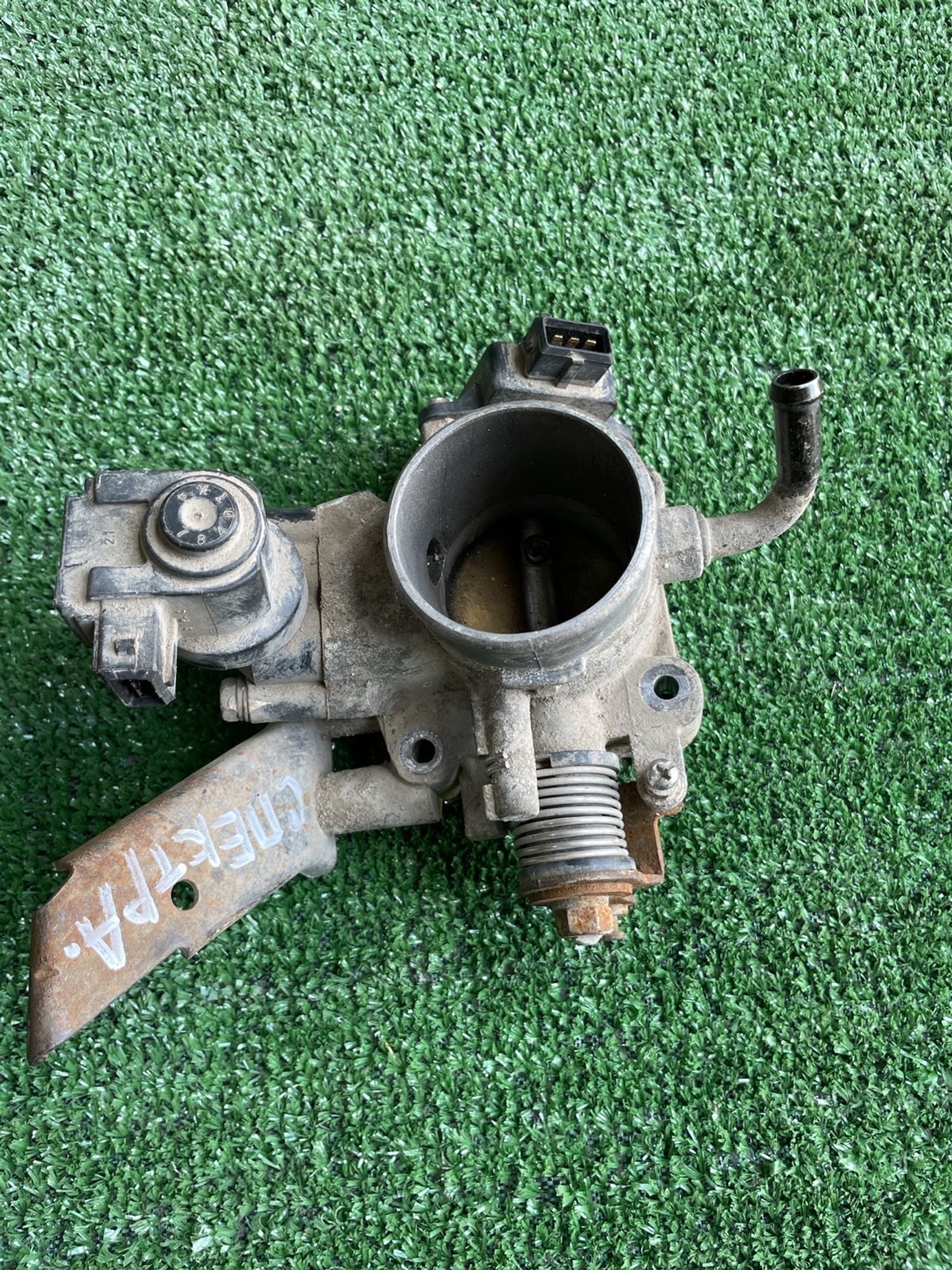 https://gcs.partsauto.market/rn-stockpro.appspot.com/thmbs/userImages/f92b14355489e3b224da6399a17e0798/part/a118eea6-1d58-456d-9e2c-e63a70ac8a83_1746953207645.jpg