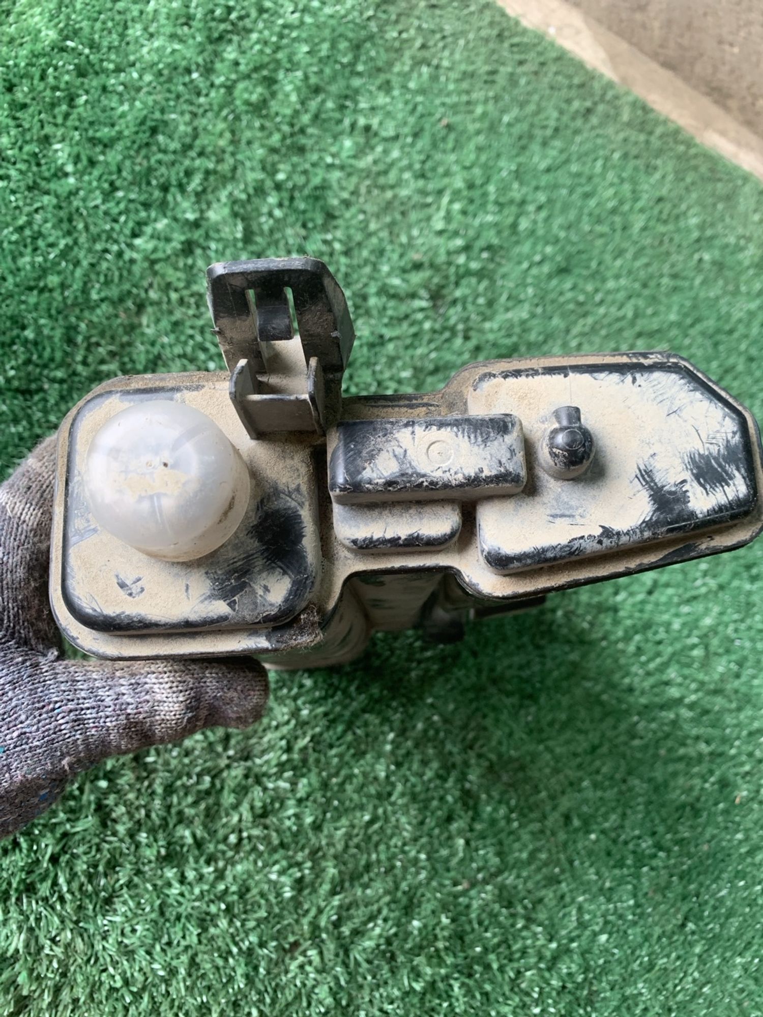 https://gcs.partsauto.market/rn-stockpro.appspot.com/thmbs/userImages/f92b14355489e3b224da6399a17e0798/part/a48ccc45-2a4d-4240-8426-009986dc0ec7_1749897800039.jpg