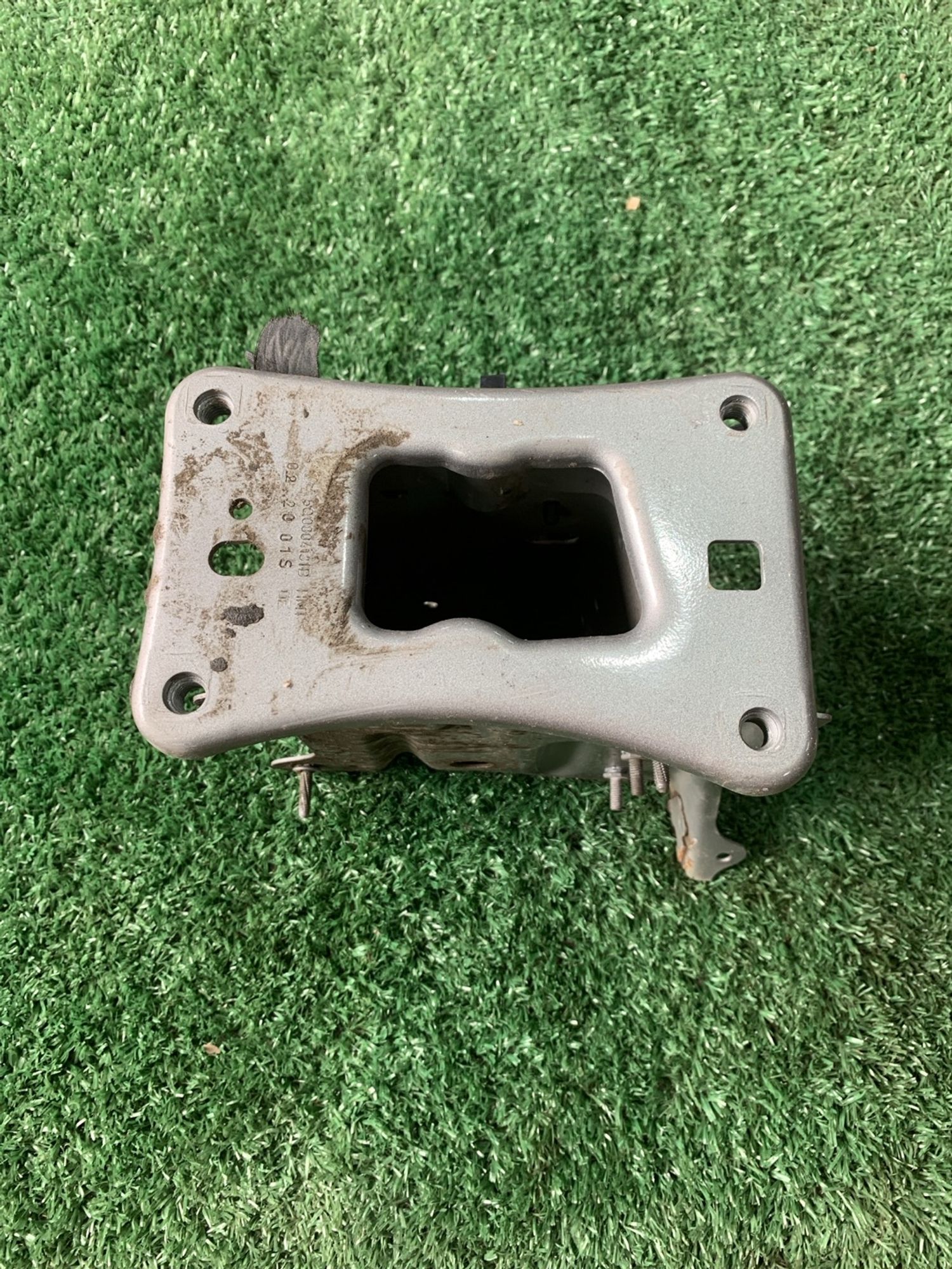 https://gcs.partsauto.market/rn-stockpro.appspot.com/thmbs/userImages/f92b14355489e3b224da6399a17e0798/part/a80c495d-2c8d-41b6-939b-c64319b12acf_1749979144498.jpg