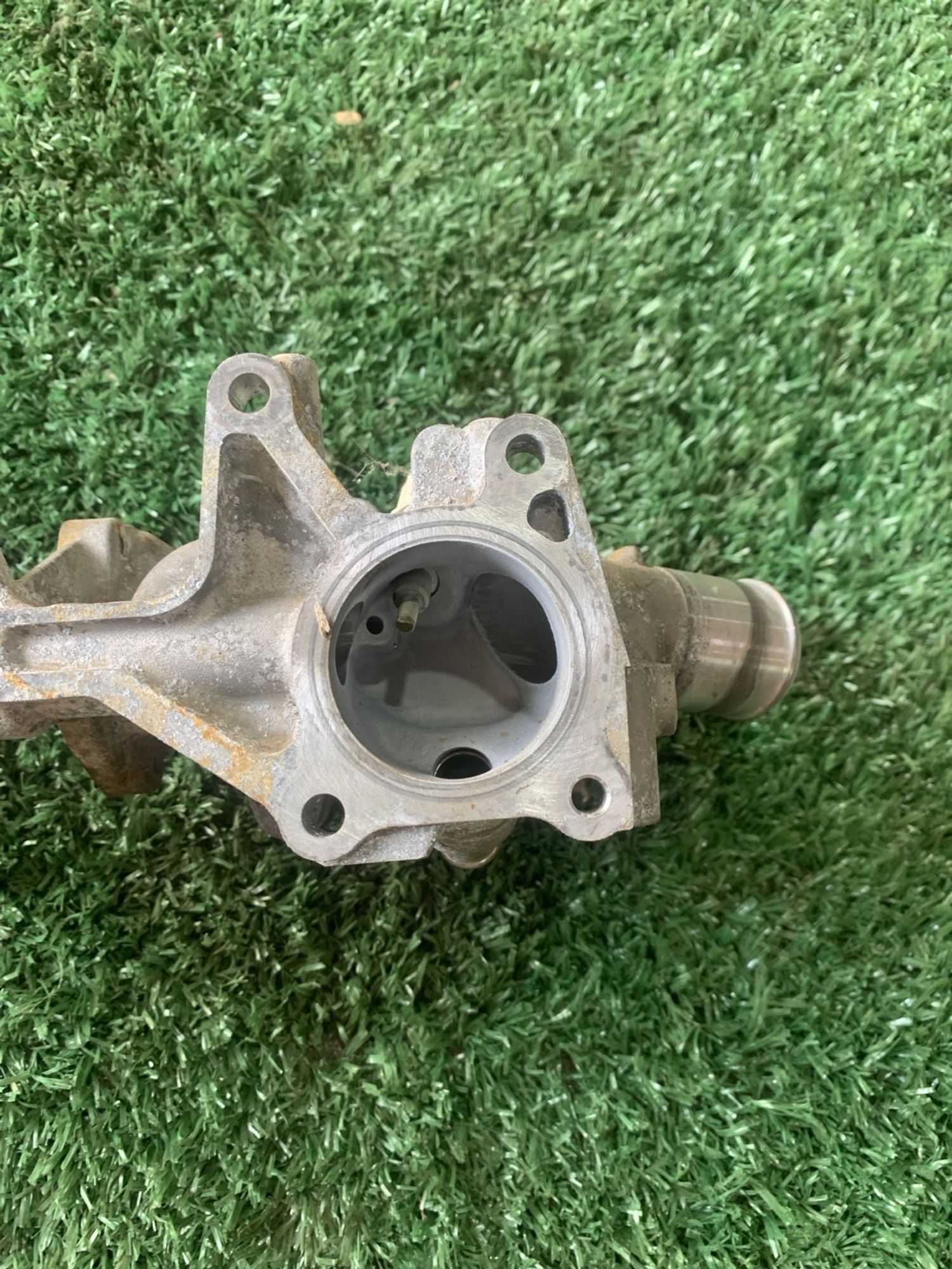 https://gcs.partsauto.market/rn-stockpro.appspot.com/thmbs/userImages/f92b14355489e3b224da6399a17e0798/part/a8d9452a-f303-412f-92a4-31fb13a01903_1749818184569.jpg