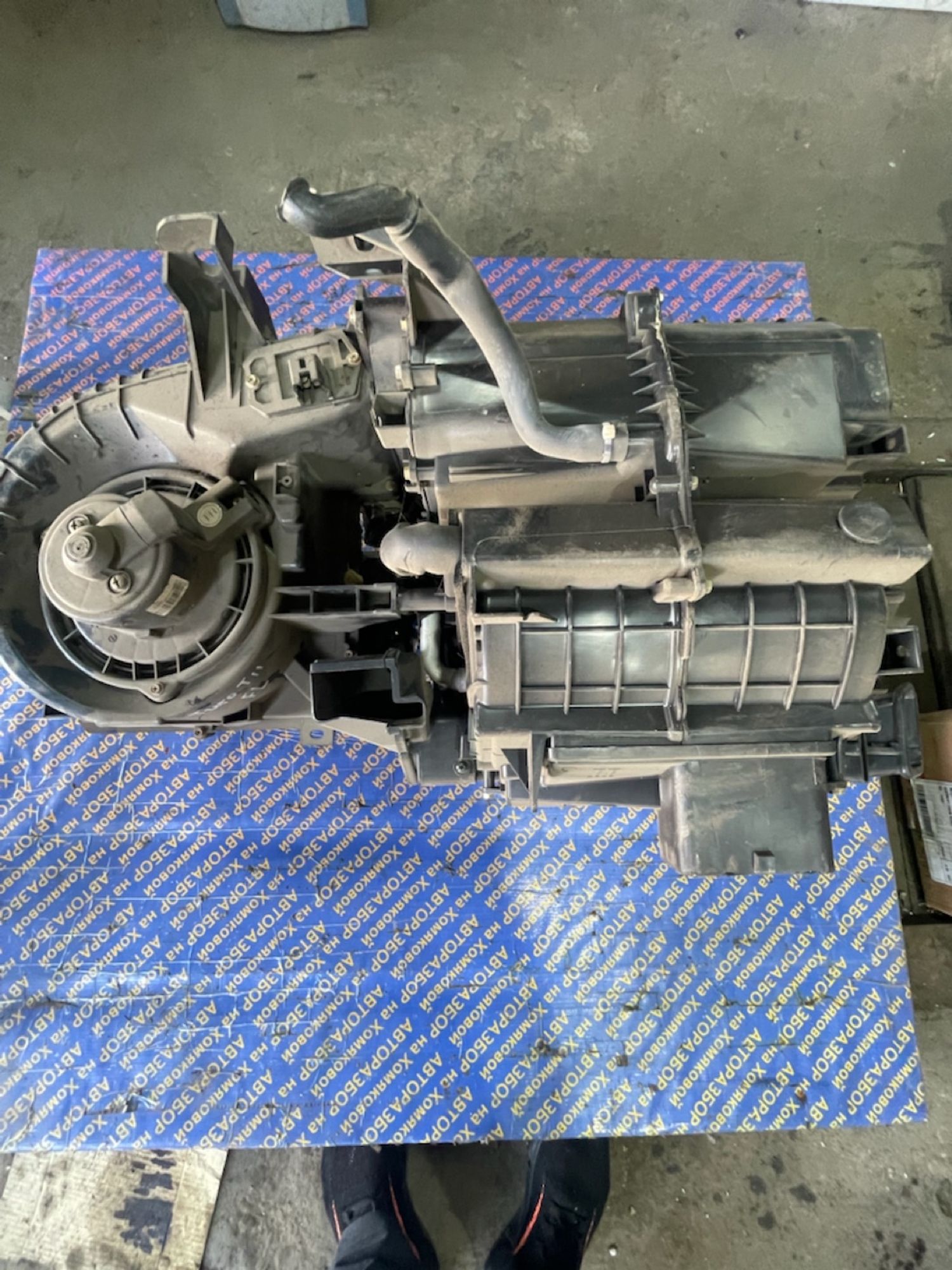 https://gcs.partsauto.market/rn-stockpro.appspot.com/thmbs/userImages/f92b14355489e3b224da6399a17e0798/part/a921adf8-e119-4e19-a344-0e84b89ae9ed_1746082508640.jpg