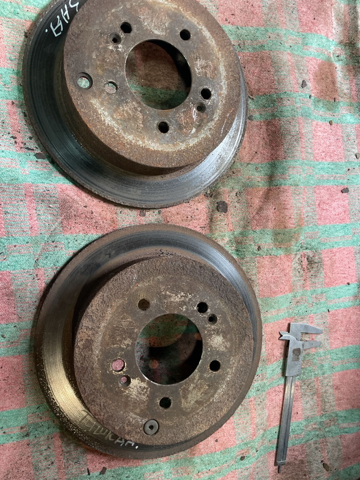 https://gcs.partsauto.market/rn-stockpro.appspot.com/thmbs/userImages/f92b14355489e3b224da6399a17e0798/part/aa5aaf96-fe1f-4bd2-b6fa-f019372807ca_1746176315653.jpg