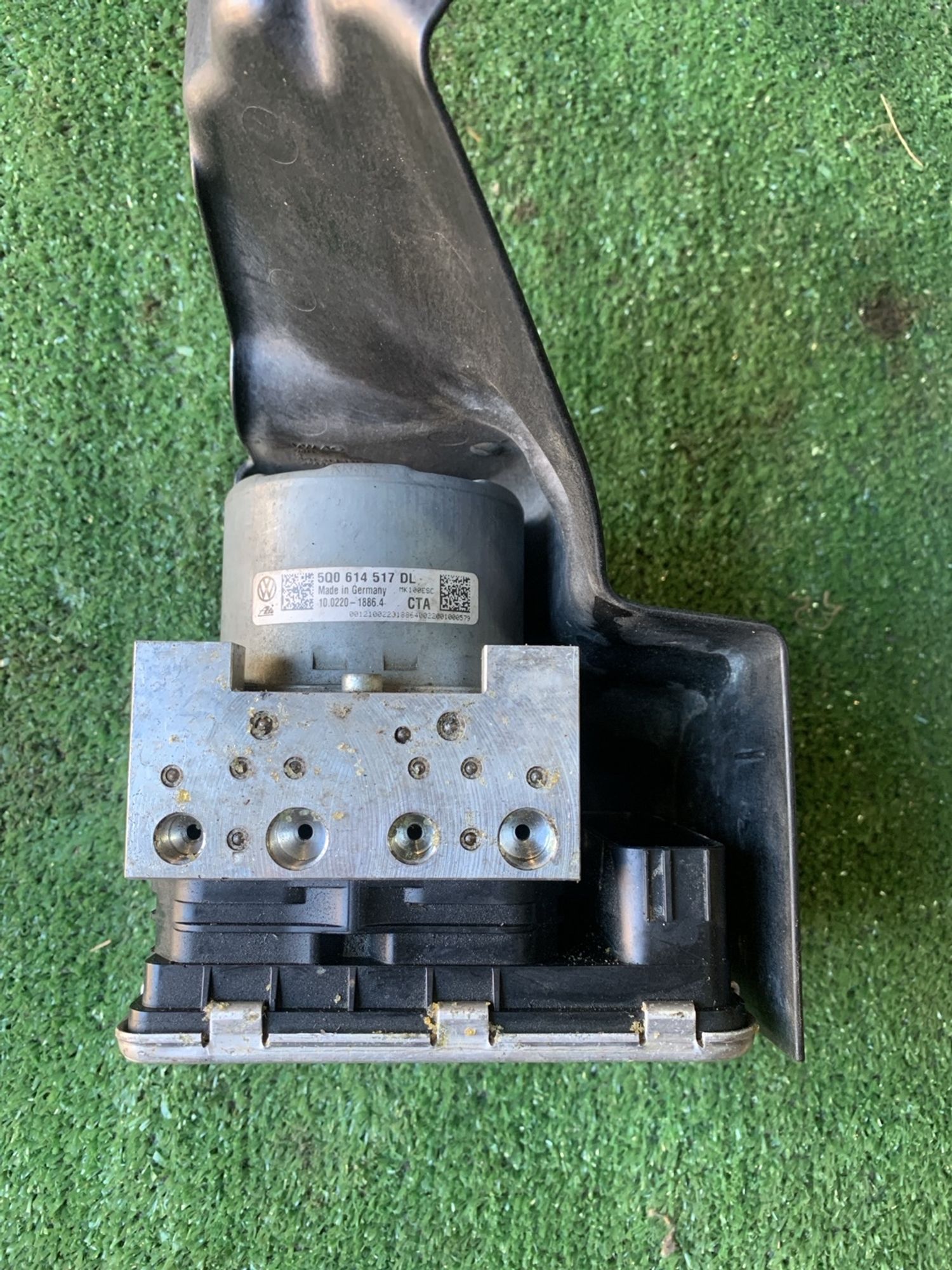 https://gcs.partsauto.market/rn-stockpro.appspot.com/thmbs/userImages/f92b14355489e3b224da6399a17e0798/part/ad24dd9f-ec62-4a66-8af0-53c306fb184a_1748332936117.jpg