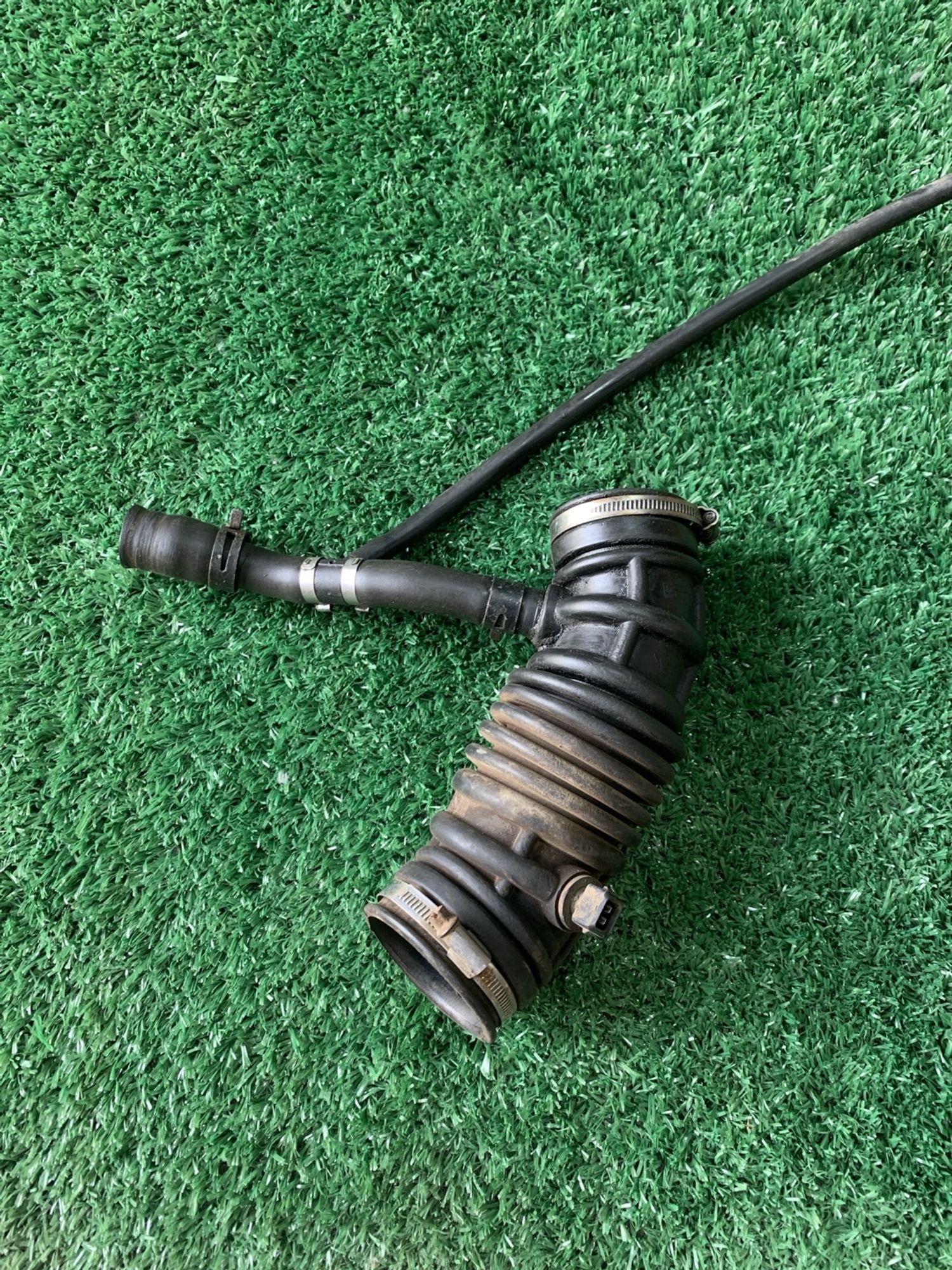 https://gcs.partsauto.market/rn-stockpro.appspot.com/thmbs/userImages/f92b14355489e3b224da6399a17e0798/part/ada8ef63-bdff-4deb-acce-317e5858ca58_1748673982597.jpg