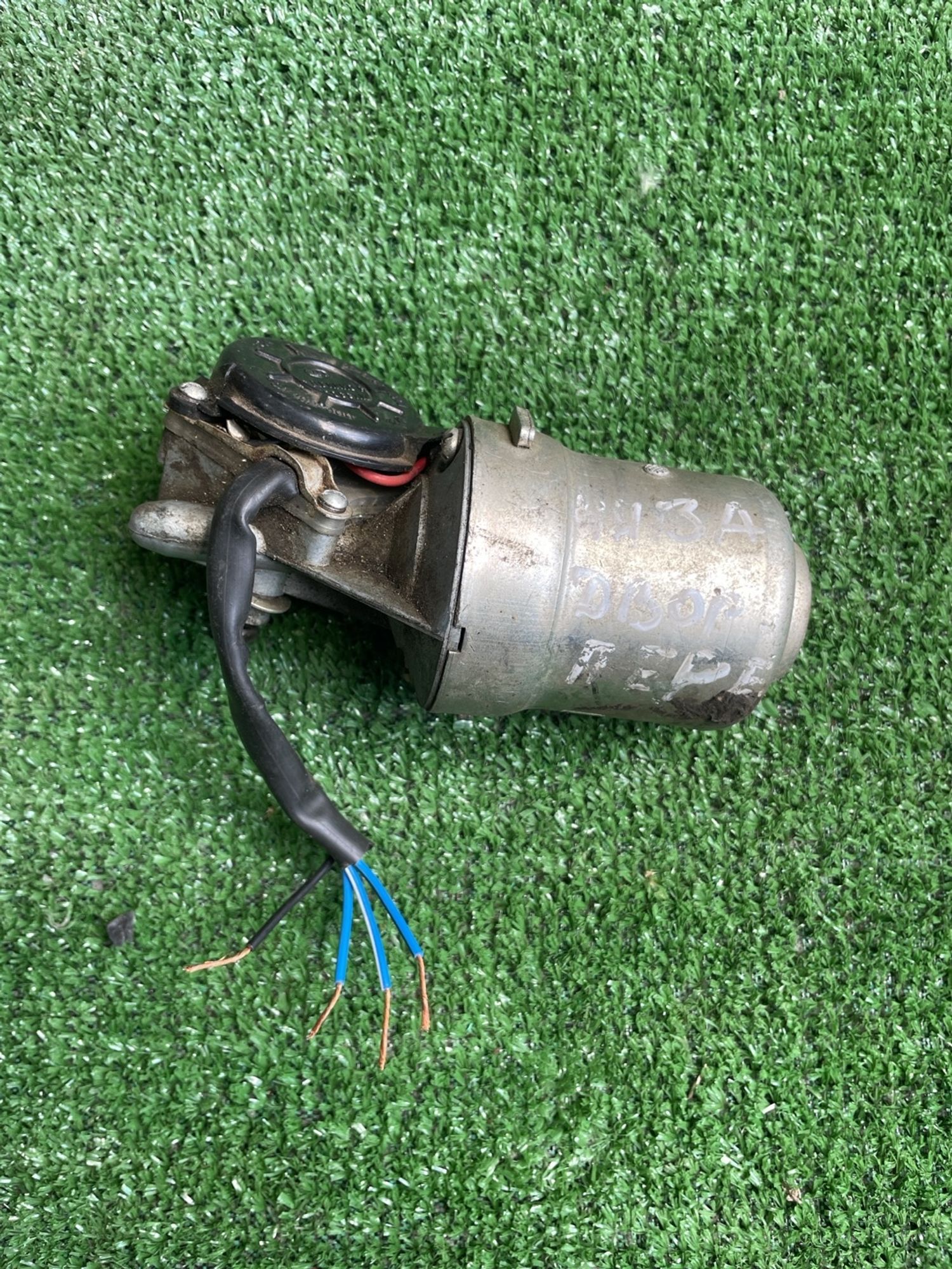 https://gcs.partsauto.market/rn-stockpro.appspot.com/thmbs/userImages/f92b14355489e3b224da6399a17e0798/part/b3ee1eae-33d3-441b-ab1b-65297ef4a5d4_1746962376915.jpg
