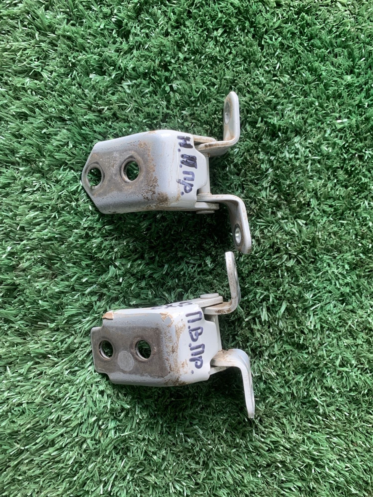 https://gcs.partsauto.market/rn-stockpro.appspot.com/thmbs/userImages/f92b14355489e3b224da6399a17e0798/part/b51cbafb-f68e-488a-aea7-5a0ae5834375_1750427033233.jpg