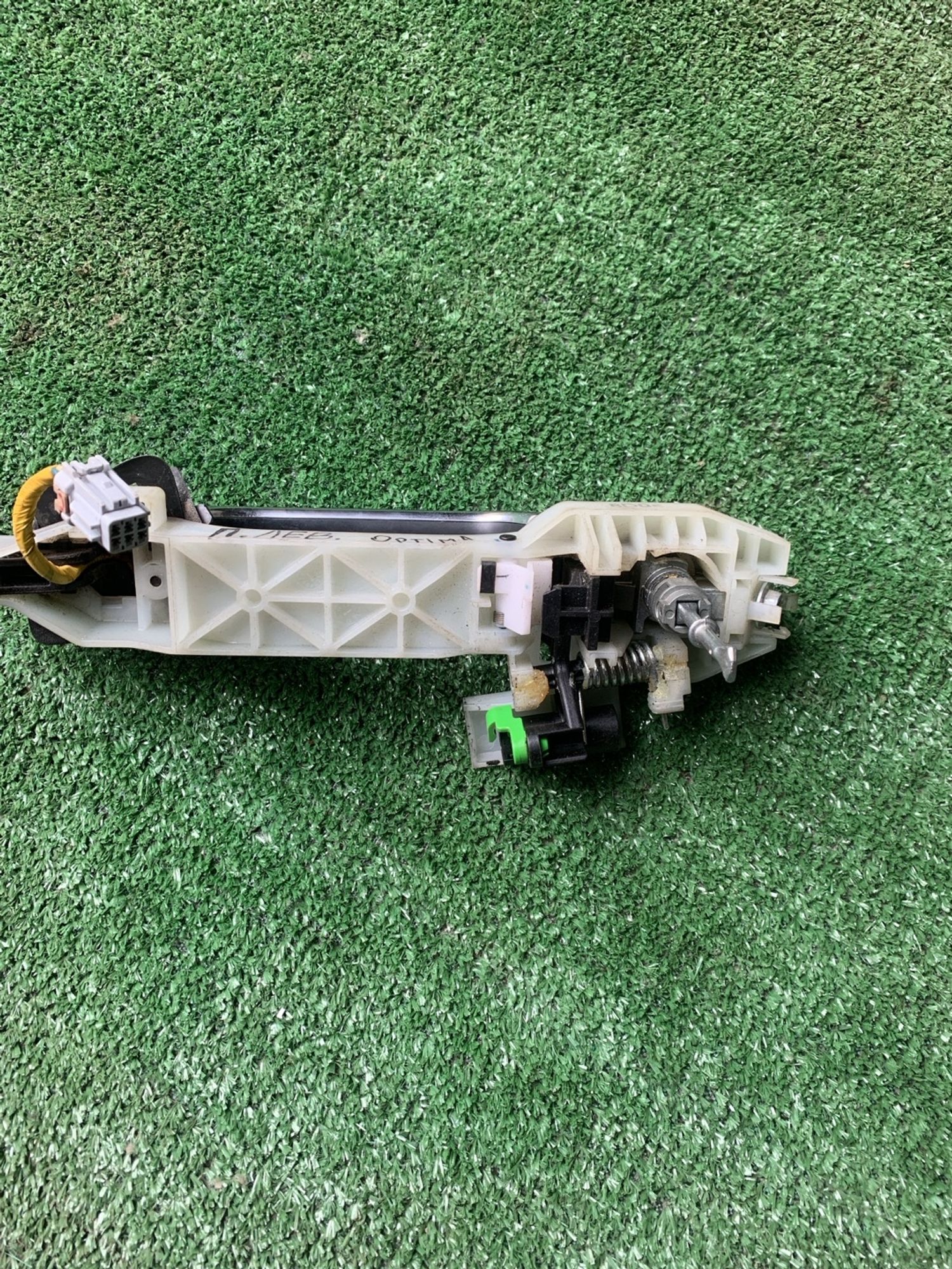 https://gcs.partsauto.market/rn-stockpro.appspot.com/thmbs/userImages/f92b14355489e3b224da6399a17e0798/part/b805394e-7e4f-45ec-acf4-07518de984b2_1747489401581.jpg