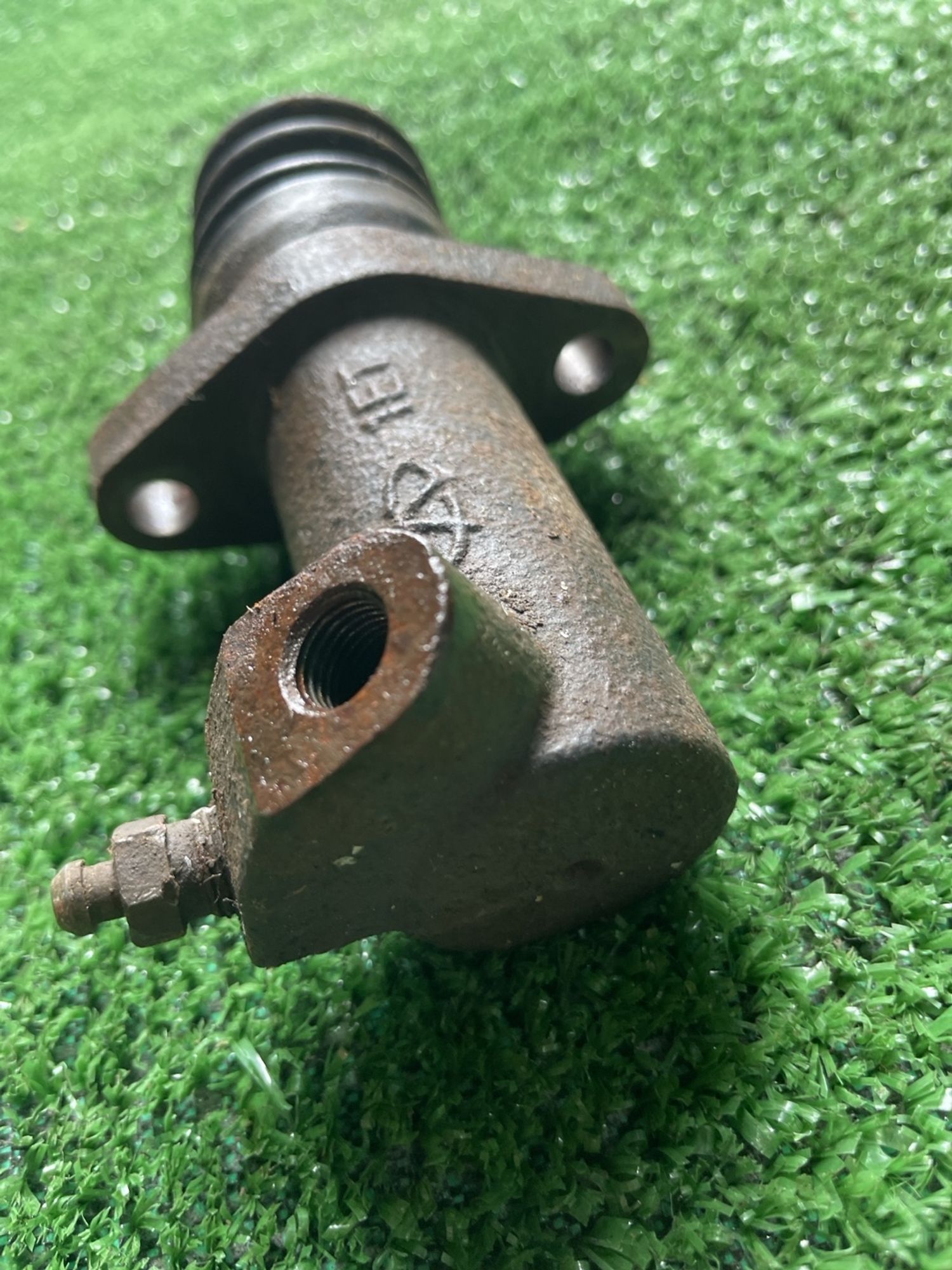 https://gcs.partsauto.market/rn-stockpro.appspot.com/thmbs/userImages/f92b14355489e3b224da6399a17e0798/part/b81b2e99-426e-4f53-b85d-c30c5746119b_1746871268733.jpg