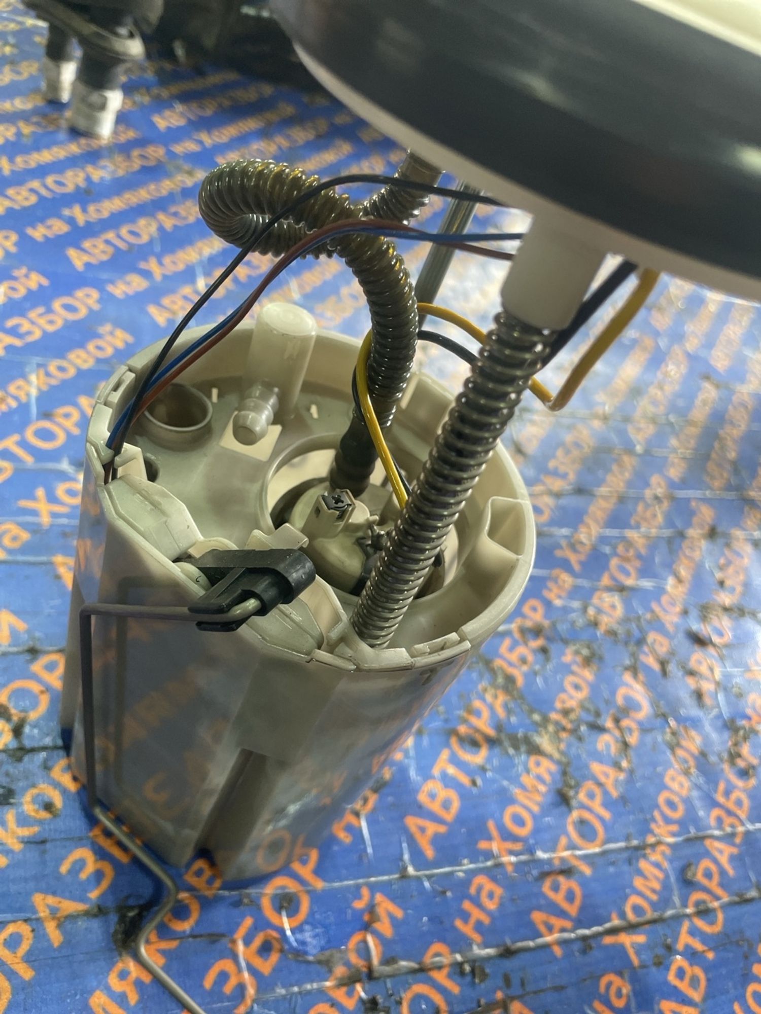 https://gcs.partsauto.market/rn-stockpro.appspot.com/thmbs/userImages/f92b14355489e3b224da6399a17e0798/part/b8fe4382-882b-4012-99c3-e92e1cd3354a_1746094278903.jpg