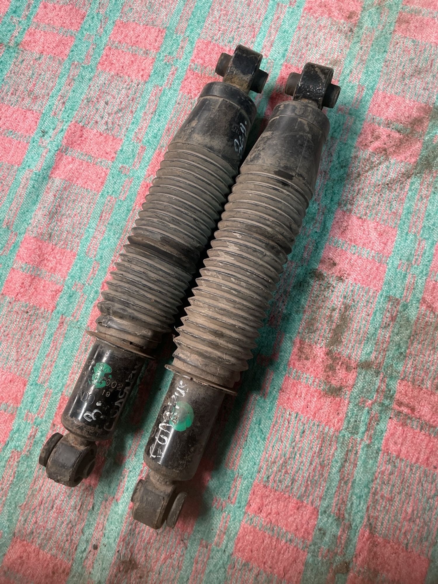 https://gcs.partsauto.market/rn-stockpro.appspot.com/thmbs/userImages/f92b14355489e3b224da6399a17e0798/part/ba36577e-7c8c-43fd-aa99-341a2278477b_1746281213144.jpg
