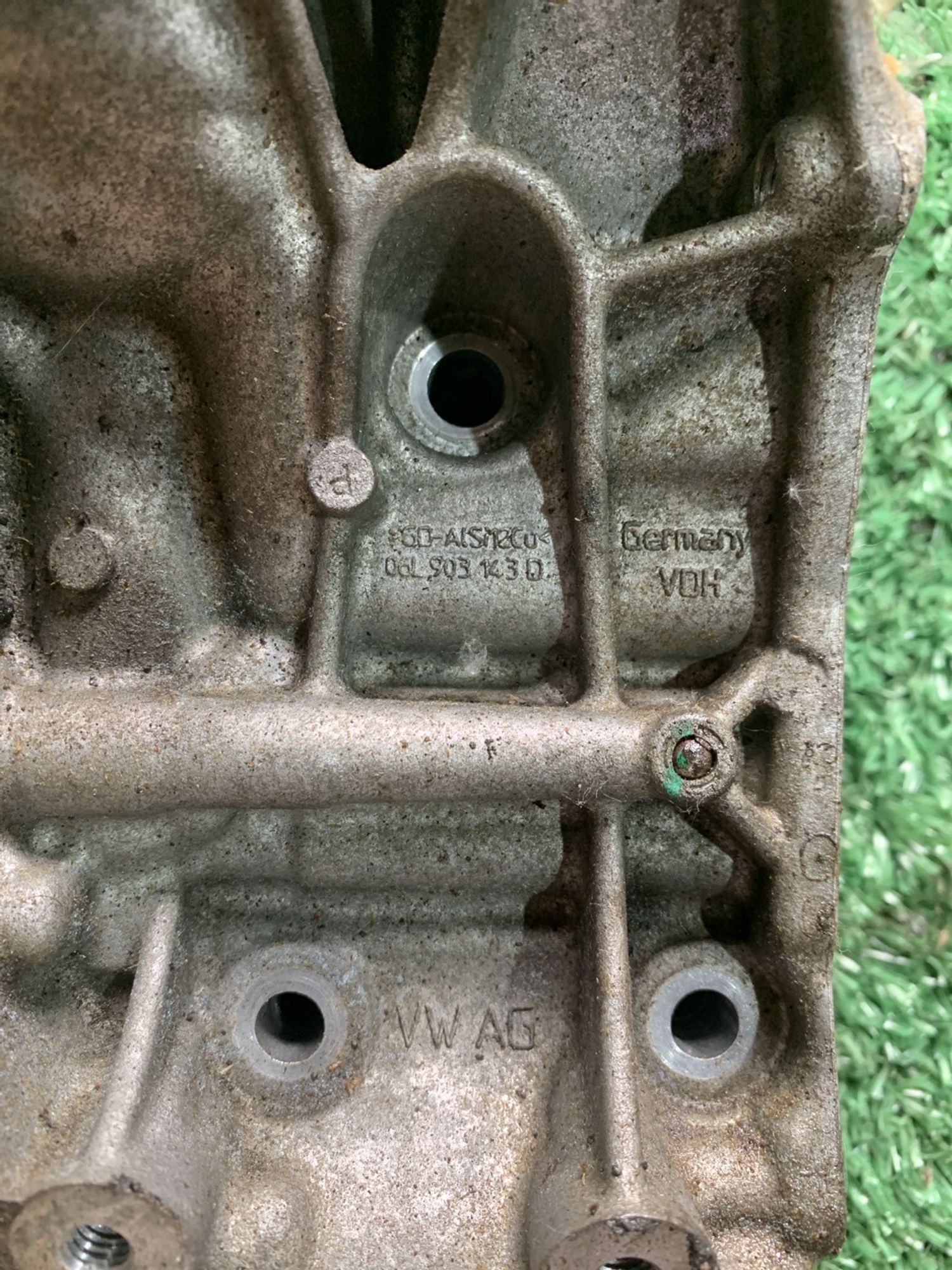 https://gcs.partsauto.market/rn-stockpro.appspot.com/thmbs/userImages/f92b14355489e3b224da6399a17e0798/part/bb70bead-e981-4695-ac42-43c2eec05547_1749983864285.jpg