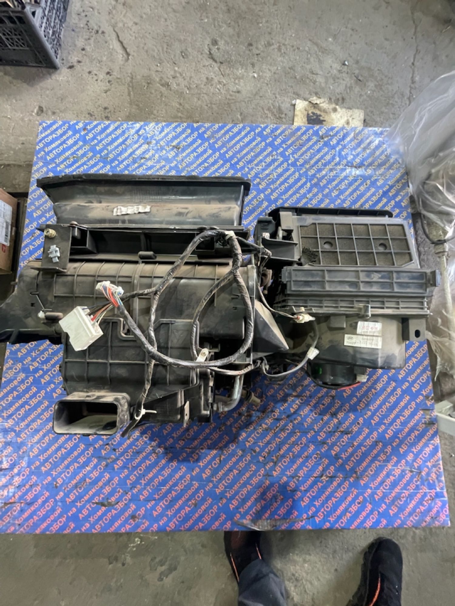 https://gcs.partsauto.market/rn-stockpro.appspot.com/thmbs/userImages/f92b14355489e3b224da6399a17e0798/part/bd88c358-2104-4950-85a8-dda96cad7ec5_1746084344243.jpg