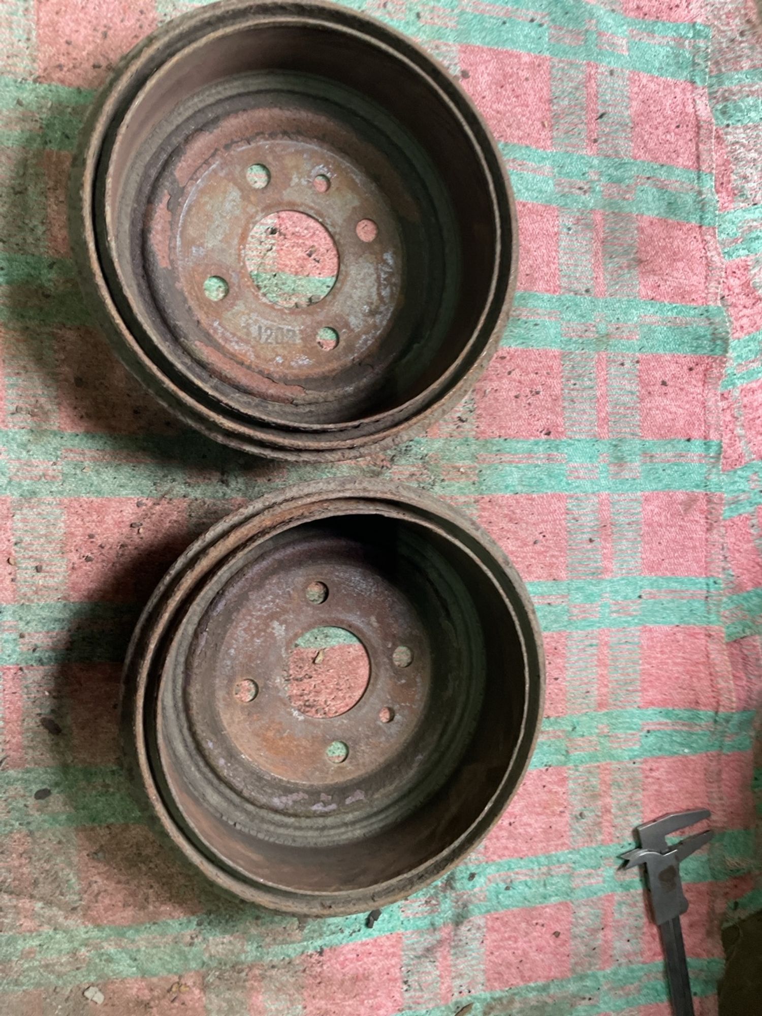 https://gcs.partsauto.market/rn-stockpro.appspot.com/thmbs/userImages/f92b14355489e3b224da6399a17e0798/part/be7ccd88-9cbd-4c20-ab51-1135f3cbd033_1746174859158.jpg