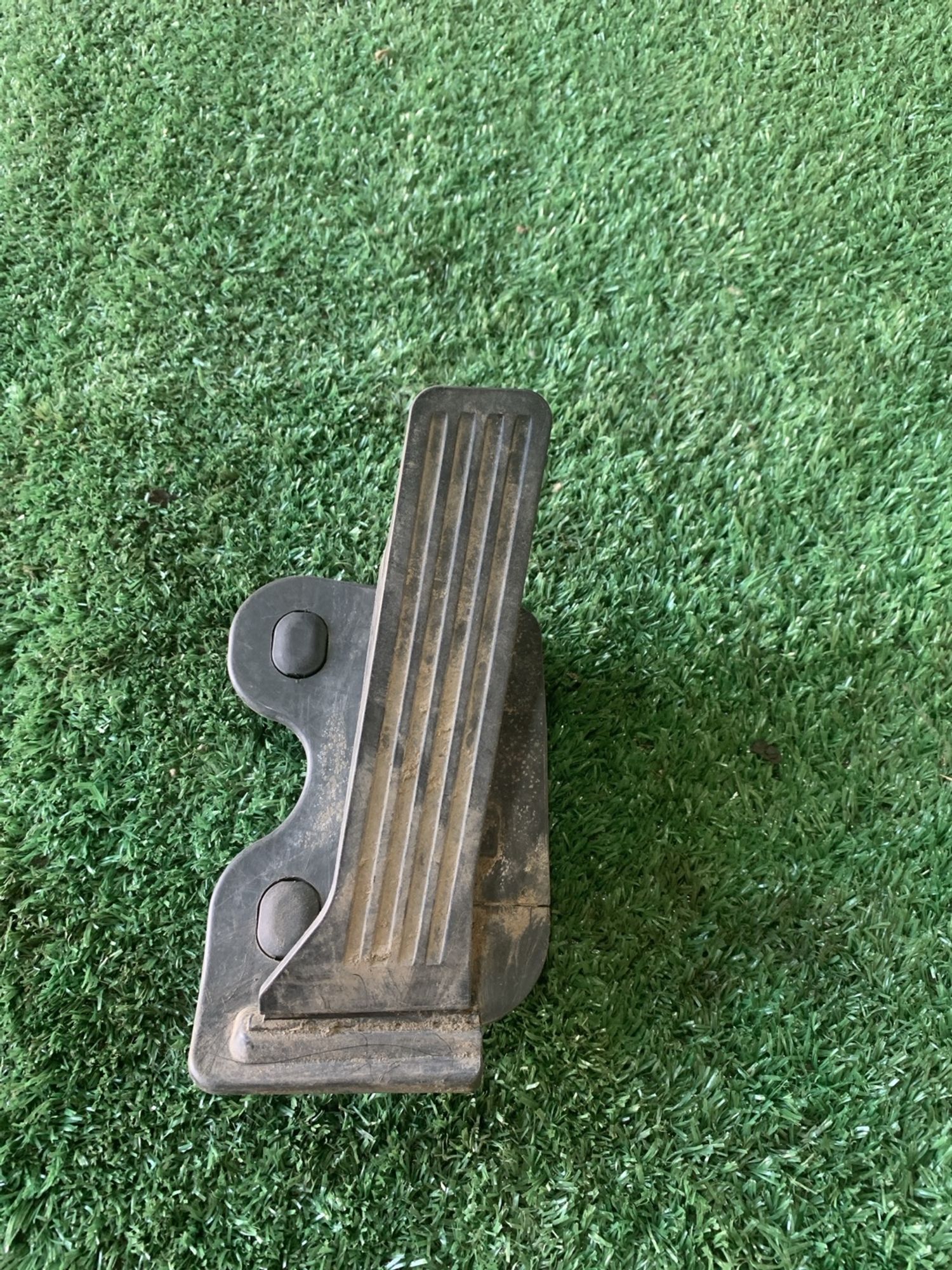 https://gcs.partsauto.market/rn-stockpro.appspot.com/thmbs/userImages/f92b14355489e3b224da6399a17e0798/part/c43cce88-7ac5-43d7-82cf-ced3c34b7748_1749709586433.jpg