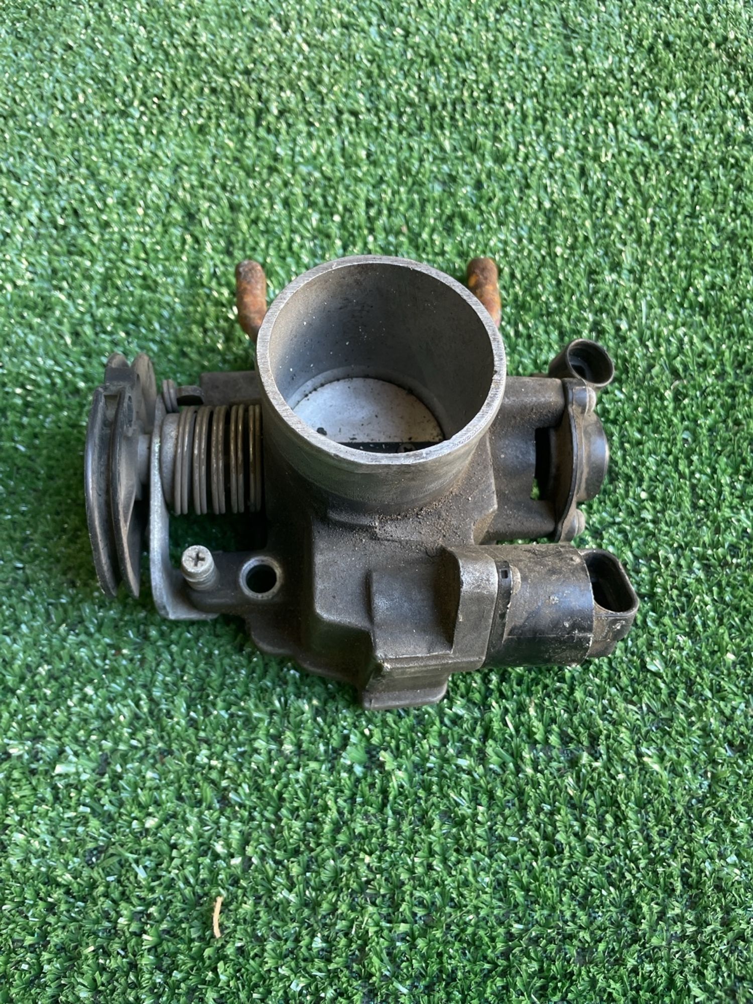 https://gcs.partsauto.market/rn-stockpro.appspot.com/thmbs/userImages/f92b14355489e3b224da6399a17e0798/part/caee461e-ab64-4d53-95b2-1b29b66df30c_1746954054999.jpg