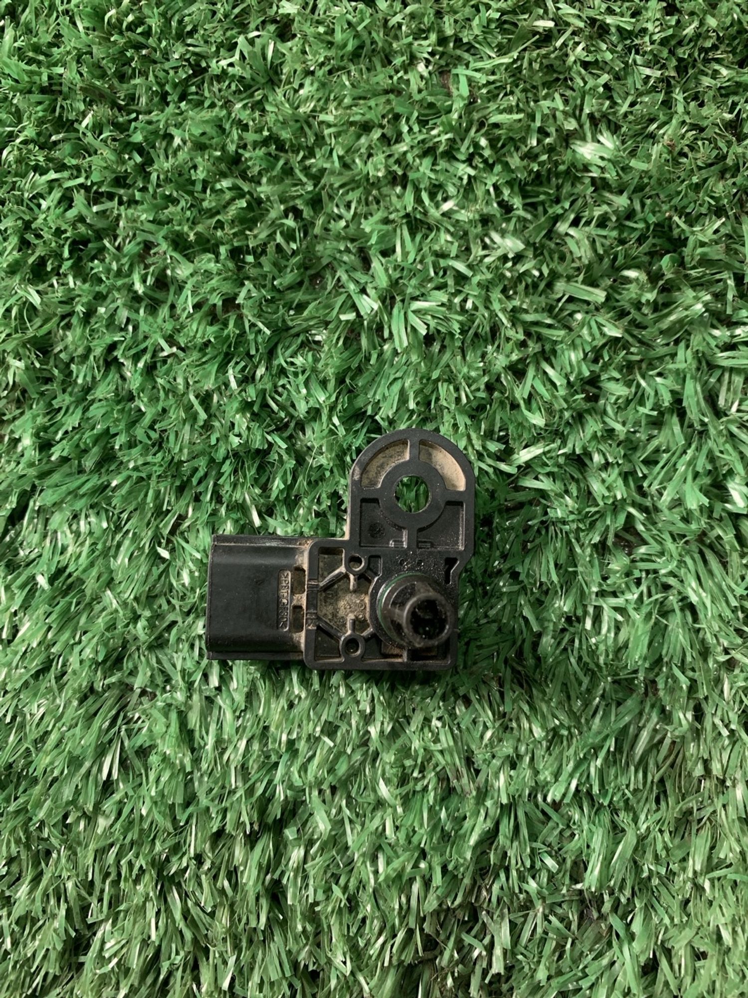 https://gcs.partsauto.market/rn-stockpro.appspot.com/thmbs/userImages/f92b14355489e3b224da6399a17e0798/part/cdbd019d-fcc1-495e-bb49-d5ad232abb0c_1750501746290.jpg