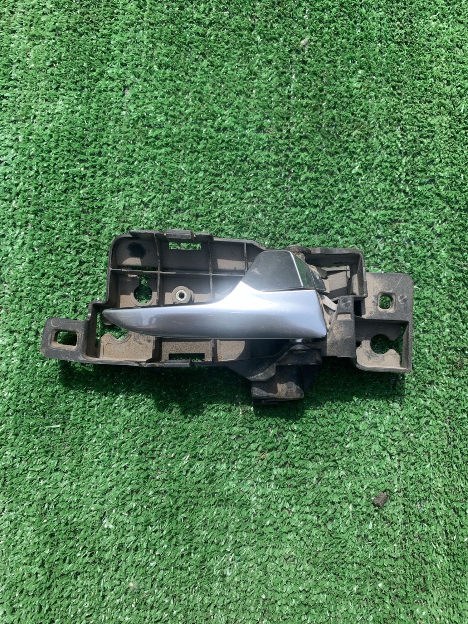 https://gcs.partsauto.market/rn-stockpro.appspot.com/thmbs/userImages/f92b14355489e3b224da6399a17e0798/part/cfedf6b8-3778-46f6-bfb5-a41266f28a35_1747476900715.jpg