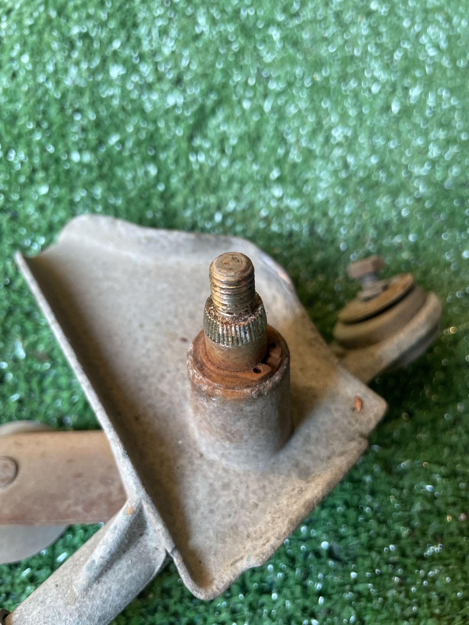 https://gcs.partsauto.market/rn-stockpro.appspot.com/thmbs/userImages/f92b14355489e3b224da6399a17e0798/part/d0201ea2-6bb9-4d4b-896a-84453ca4f826_1746969147398.jpg