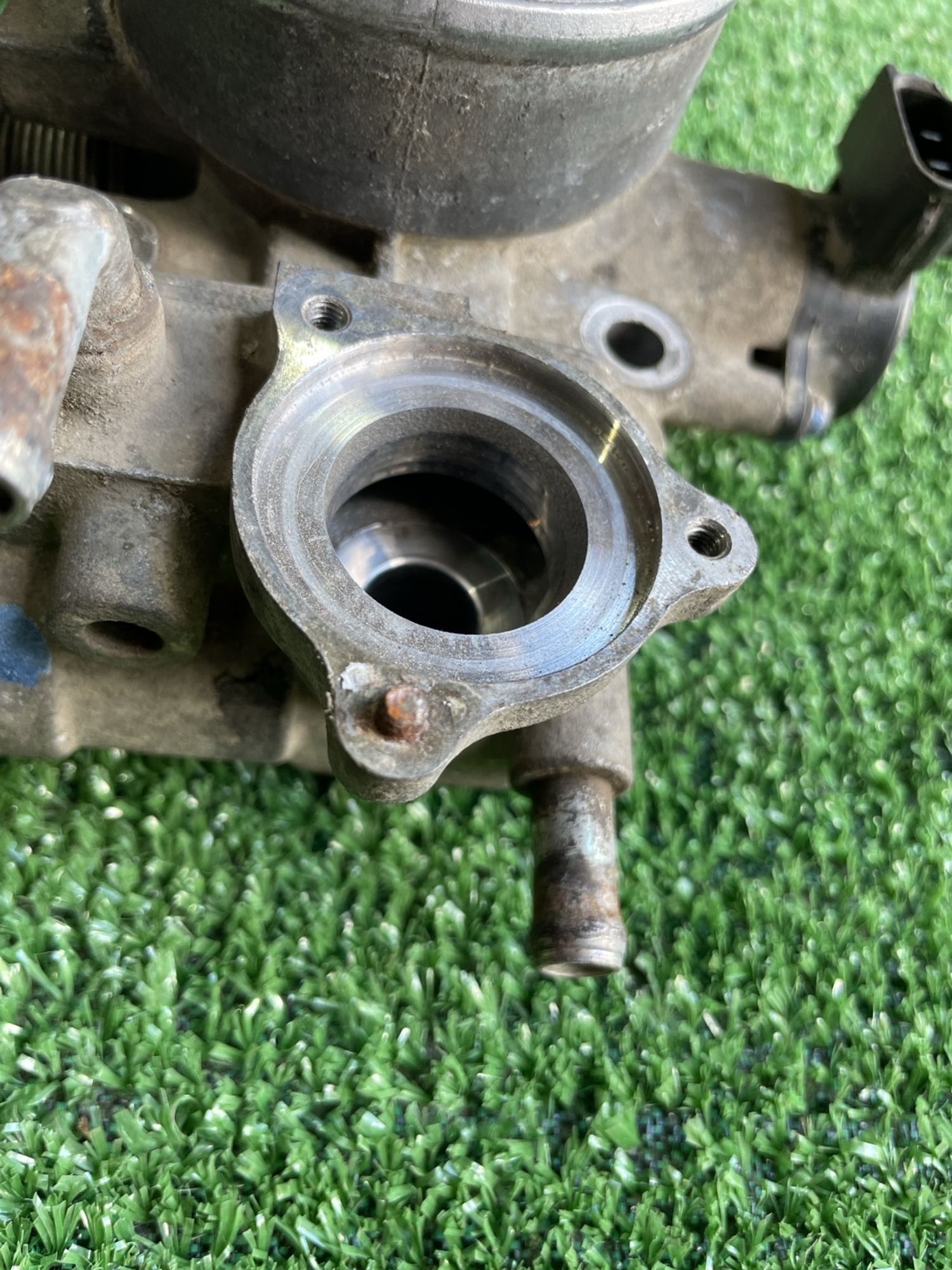https://gcs.partsauto.market/rn-stockpro.appspot.com/thmbs/userImages/f92b14355489e3b224da6399a17e0798/part/d44baea6-b66d-4d5e-aff4-f35b9b5e79c8_1746953467430.jpg