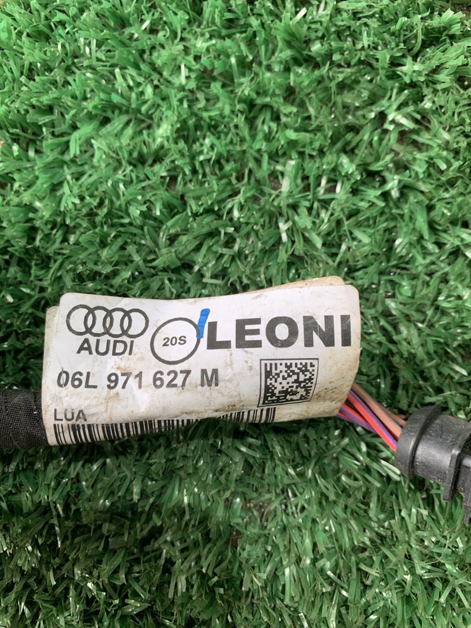 https://gcs.partsauto.market/rn-stockpro.appspot.com/thmbs/userImages/f92b14355489e3b224da6399a17e0798/part/d493f307-1527-48c8-8196-579602c28717_1750062350792.jpg