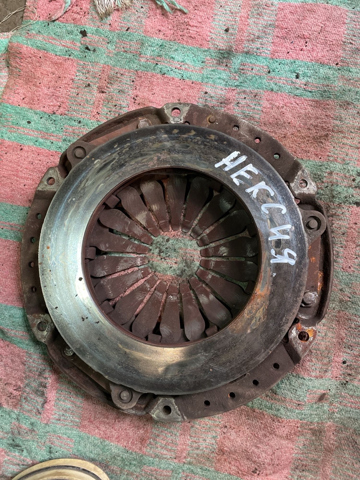 https://gcs.partsauto.market/rn-stockpro.appspot.com/thmbs/userImages/f92b14355489e3b224da6399a17e0798/part/d5ea7610-e521-4f8a-ad35-179ed2035bc6_1746183965712.jpg