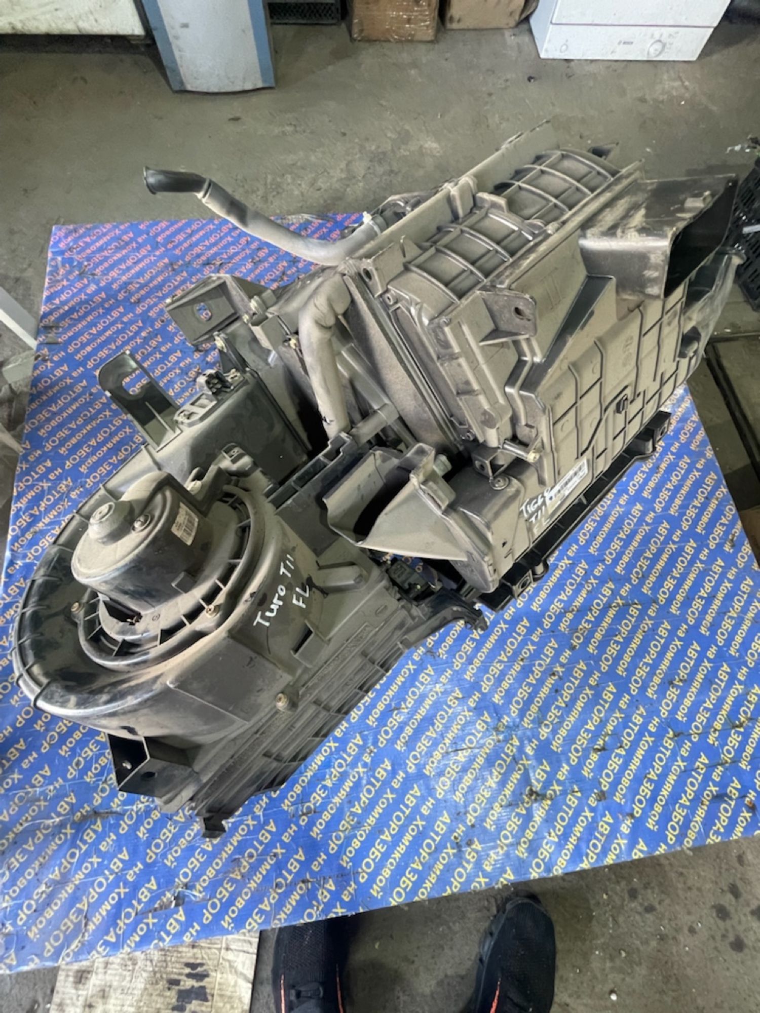 https://gcs.partsauto.market/rn-stockpro.appspot.com/thmbs/userImages/f92b14355489e3b224da6399a17e0798/part/d7ea1790-4275-419f-a0a3-d3c81b29839f_1746084254961.jpg