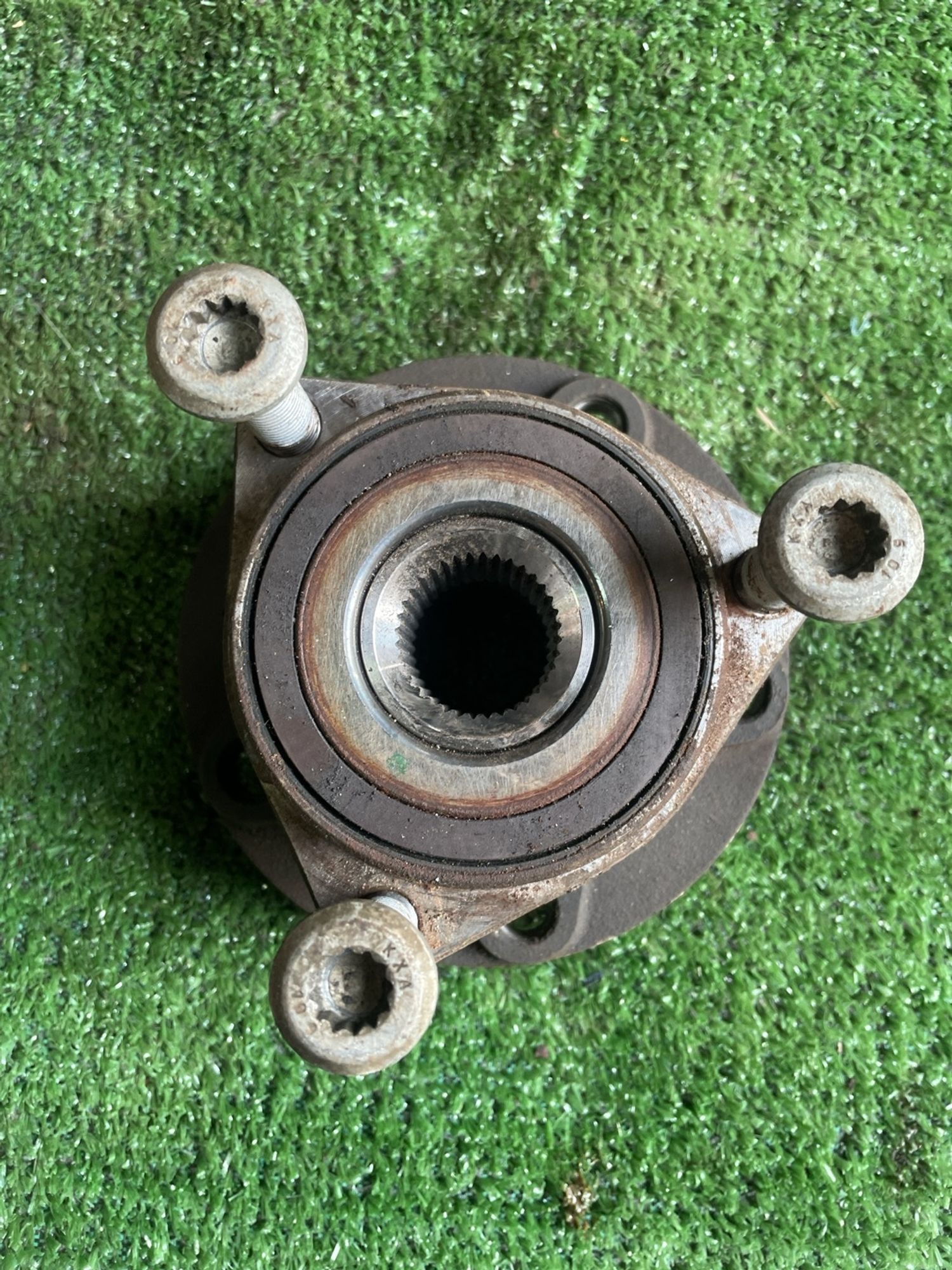 https://gcs.partsauto.market/rn-stockpro.appspot.com/thmbs/userImages/f92b14355489e3b224da6399a17e0798/part/ddfa1740-a897-4765-9bc4-b2da143ffd7f_1746626565825.jpg