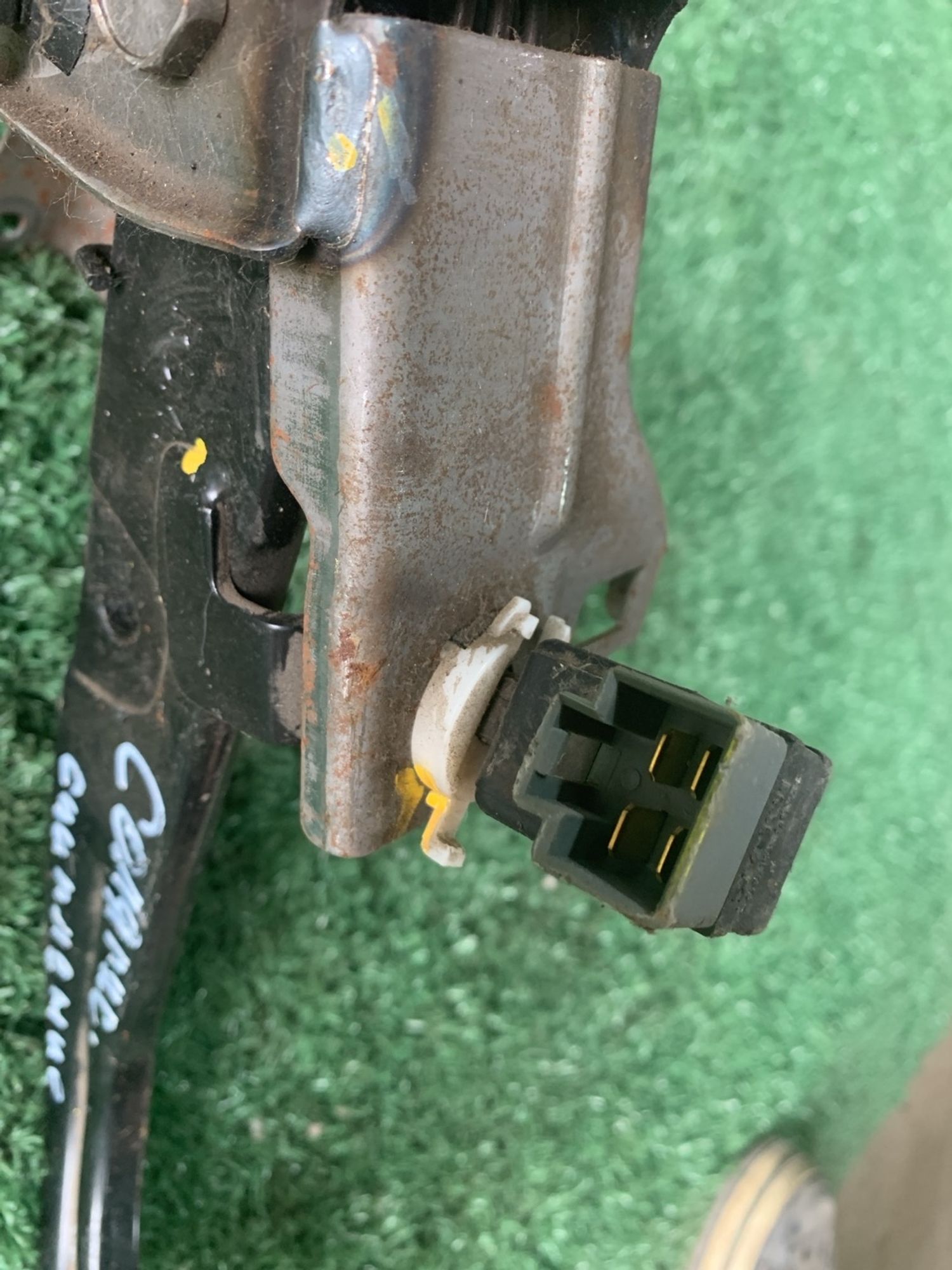 https://gcs.partsauto.market/rn-stockpro.appspot.com/thmbs/userImages/f92b14355489e3b224da6399a17e0798/part/e207958d-53ed-4c40-9f02-2c98a3dc52fa_1749712780478.jpg