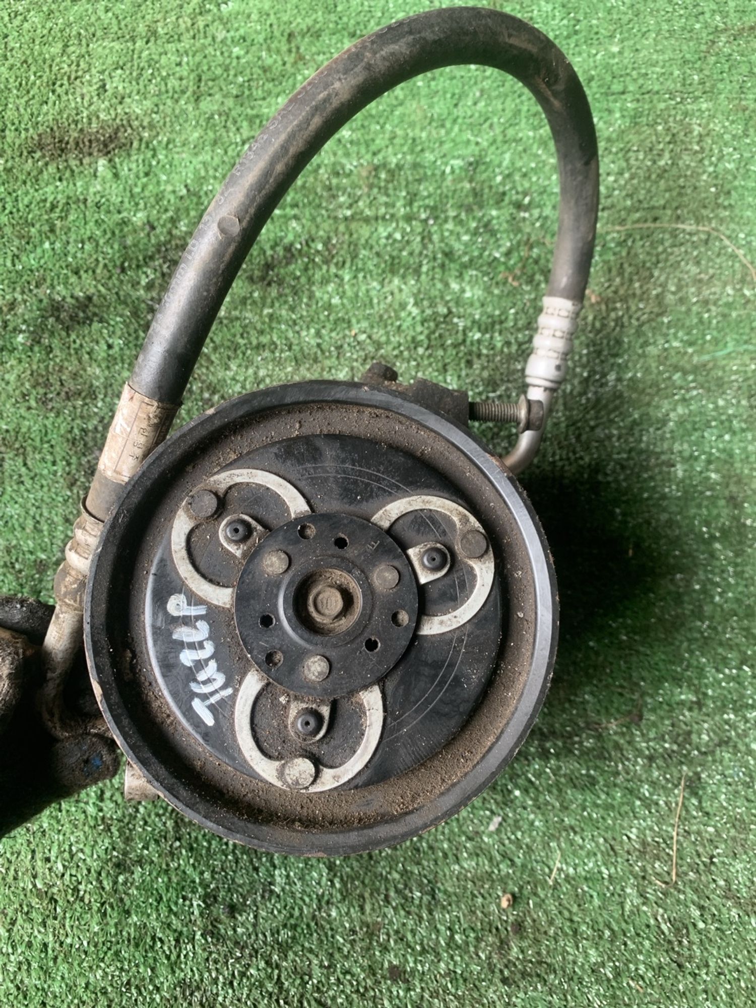 https://gcs.partsauto.market/rn-stockpro.appspot.com/thmbs/userImages/f92b14355489e3b224da6399a17e0798/part/e23b200e-8ae4-4703-9a7d-41df739df7ec_1748088512738.jpg