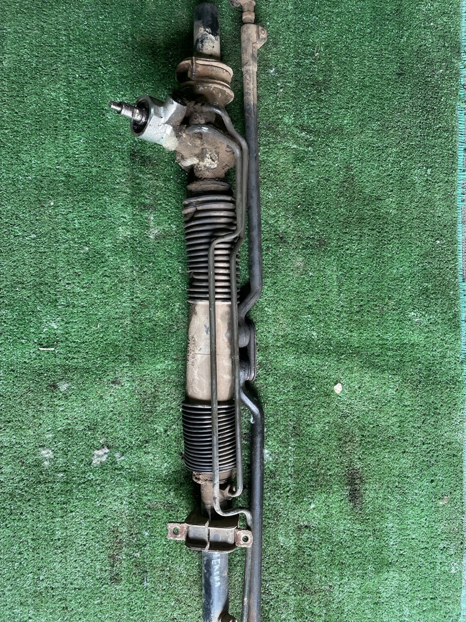https://gcs.partsauto.market/rn-stockpro.appspot.com/thmbs/userImages/f92b14355489e3b224da6399a17e0798/part/e2969479-3583-4cdc-af82-fb5128a7cae0_1747300931896.jpg
