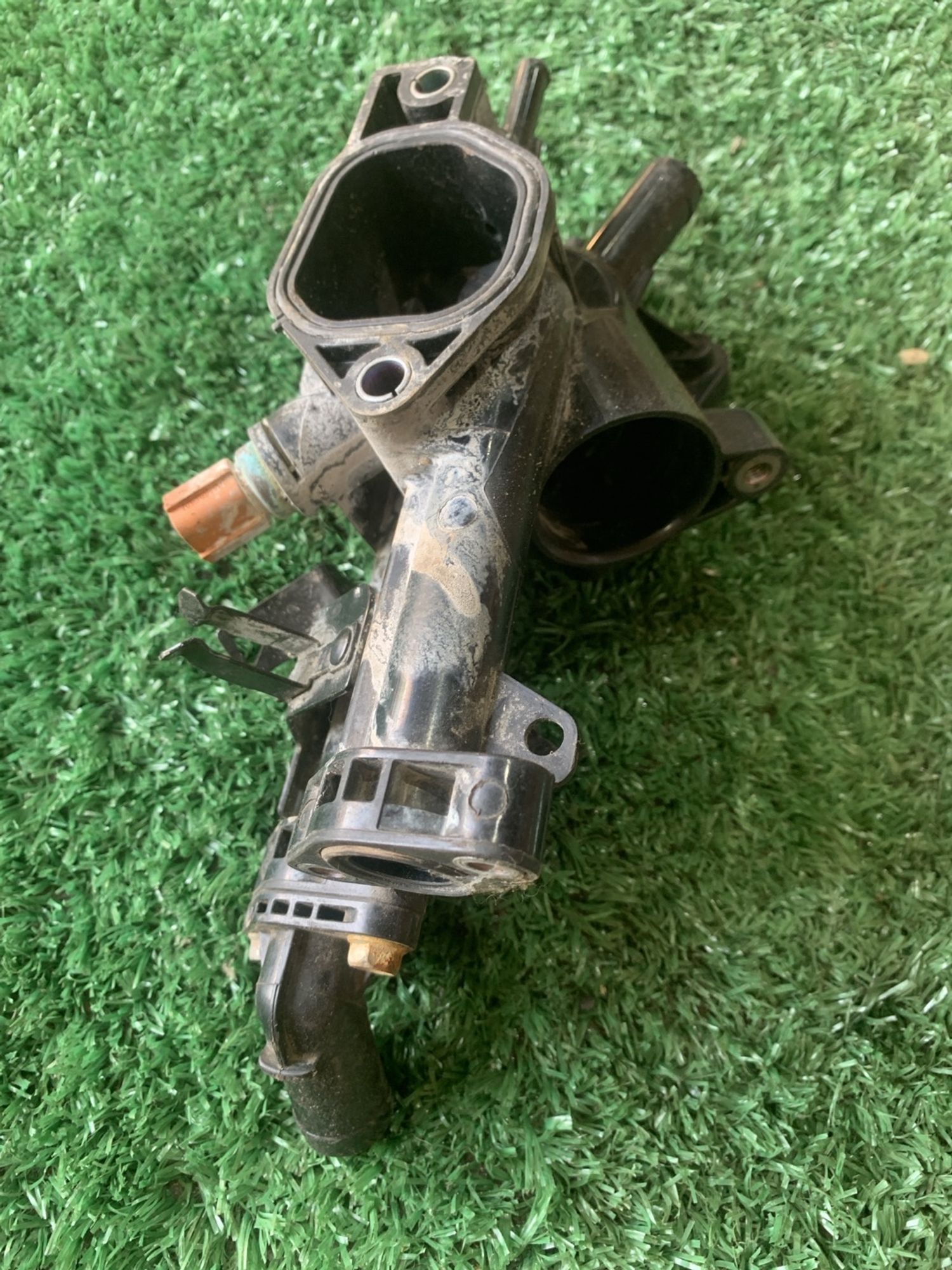 https://gcs.partsauto.market/rn-stockpro.appspot.com/thmbs/userImages/f92b14355489e3b224da6399a17e0798/part/e552509a-a60c-4dd4-ba8f-205160d2dd51_1749818347927.jpg