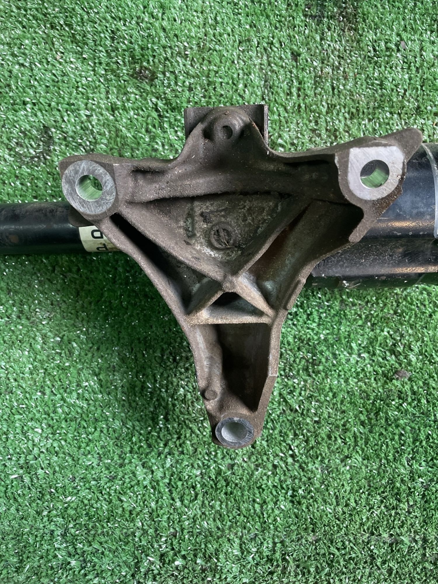https://gcs.partsauto.market/rn-stockpro.appspot.com/thmbs/userImages/f92b14355489e3b224da6399a17e0798/part/e82130bf-0887-46e5-a552-ea4c6e0a8b0a_1746606038982.jpg
