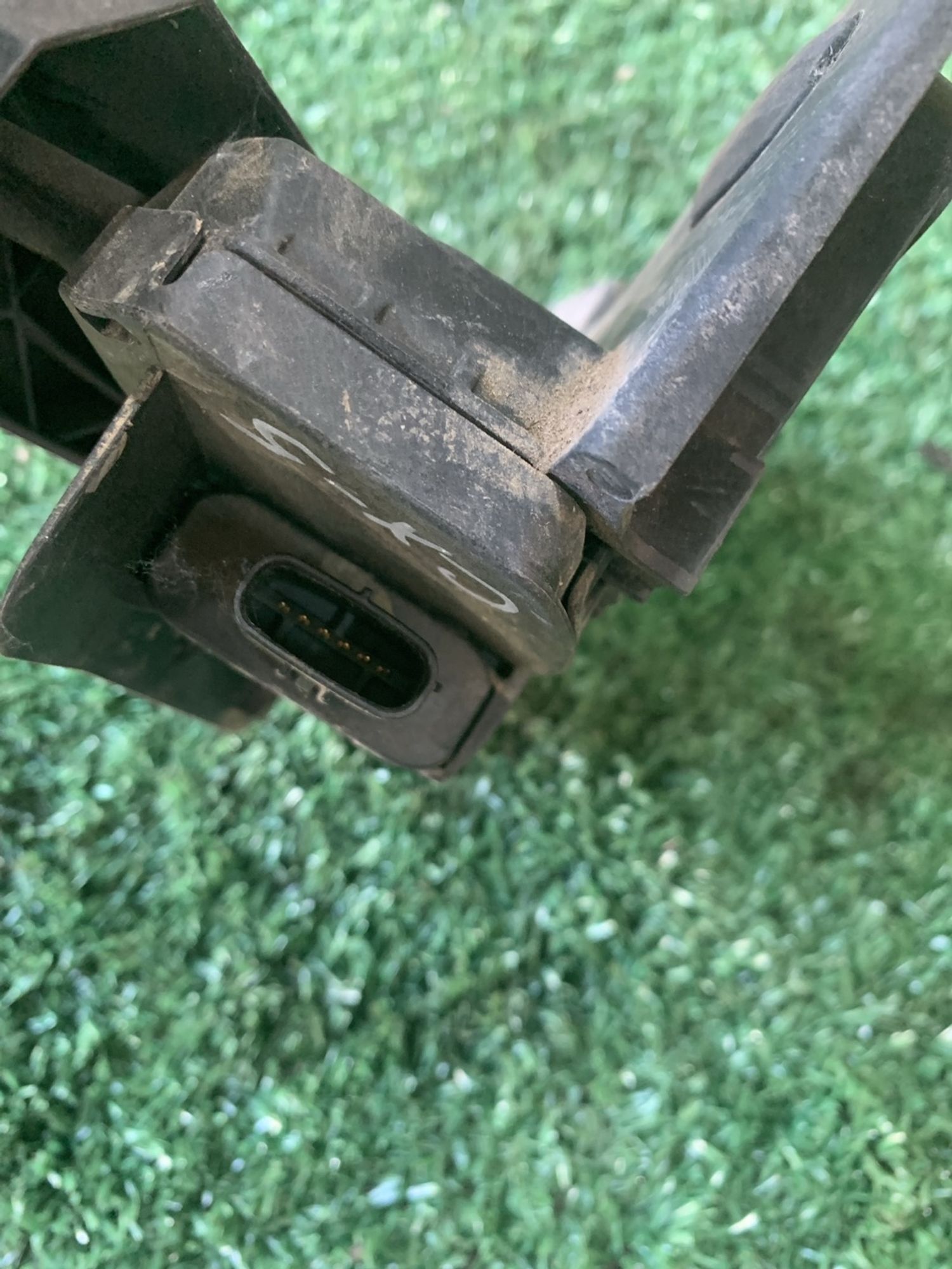 https://gcs.partsauto.market/rn-stockpro.appspot.com/thmbs/userImages/f92b14355489e3b224da6399a17e0798/part/ec4b91bd-3e93-46a6-989c-205e4cd65783_1749709579226.jpg