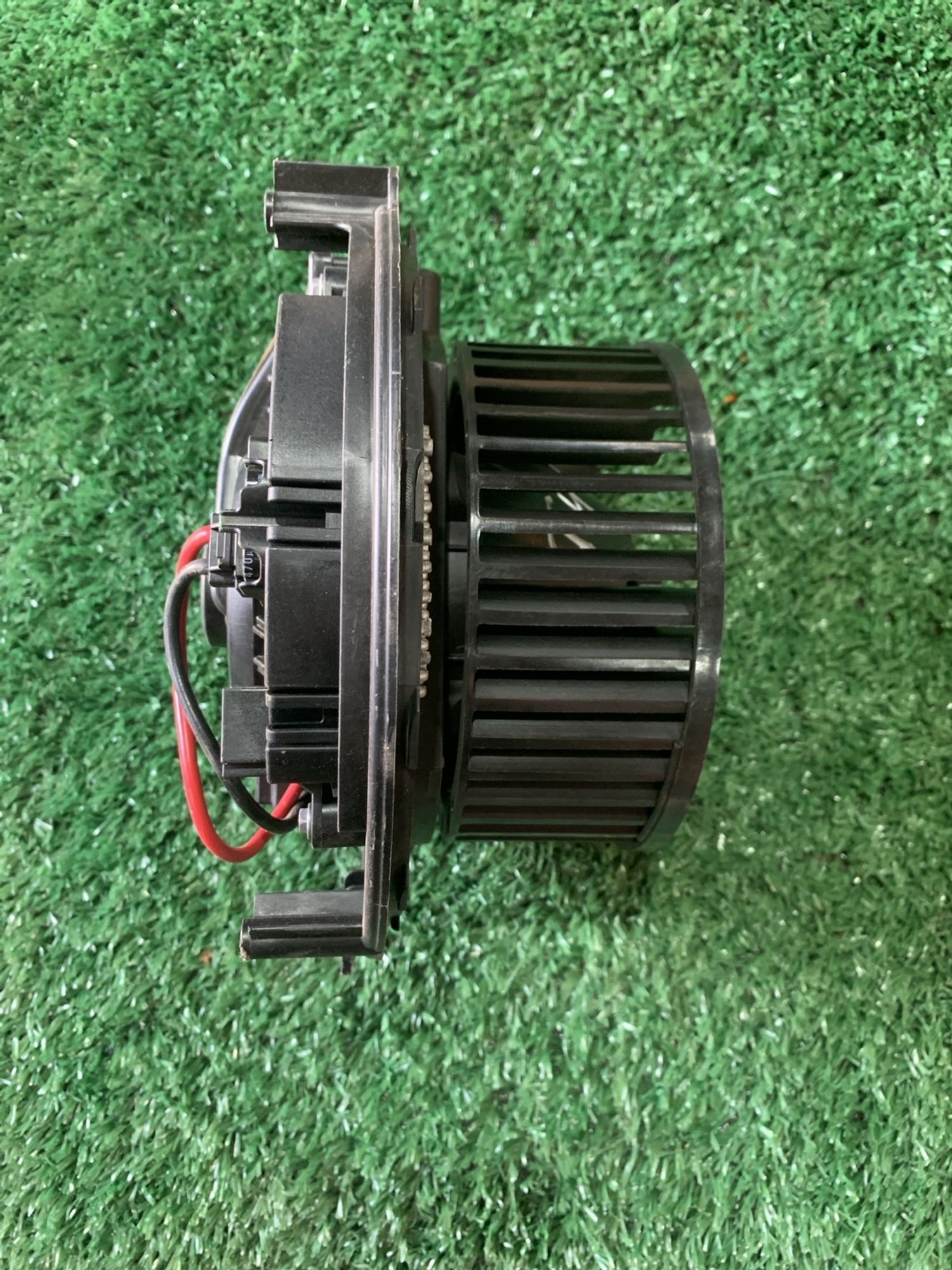 https://gcs.partsauto.market/rn-stockpro.appspot.com/thmbs/userImages/f92b14355489e3b224da6399a17e0798/part/f3d7eabb-24e3-4dee-a679-952378072900_1748935446759.jpg