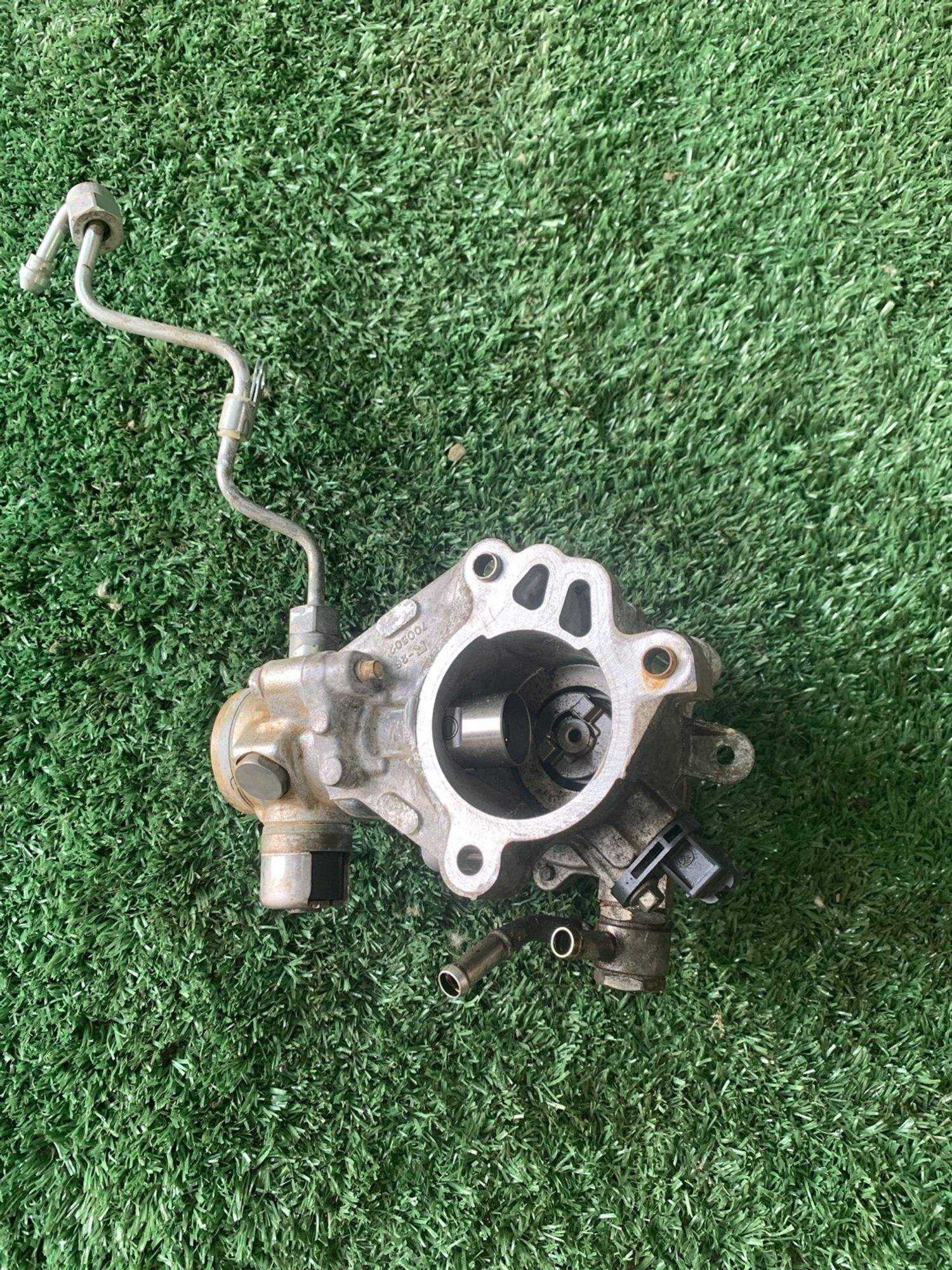 https://gcs.partsauto.market/rn-stockpro.appspot.com/thmbs/userImages/f92b14355489e3b224da6399a17e0798/part/f75baac1-deee-44b8-83ce-ddeec8d29d99_1749714965493.jpg