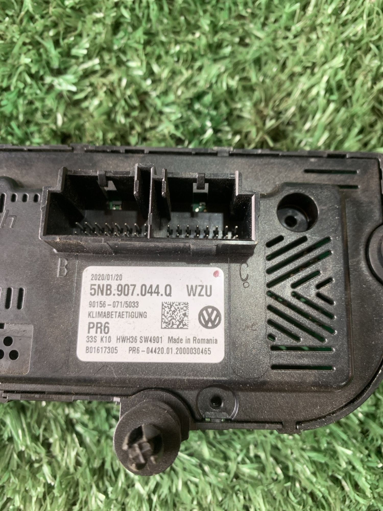 https://gcs.partsauto.market/rn-stockpro.appspot.com/thmbs/userImages/f92b14355489e3b224da6399a17e0798/part/fb643d7b-071f-40b6-bb57-c4068e421c0f_1750410739675.jpg