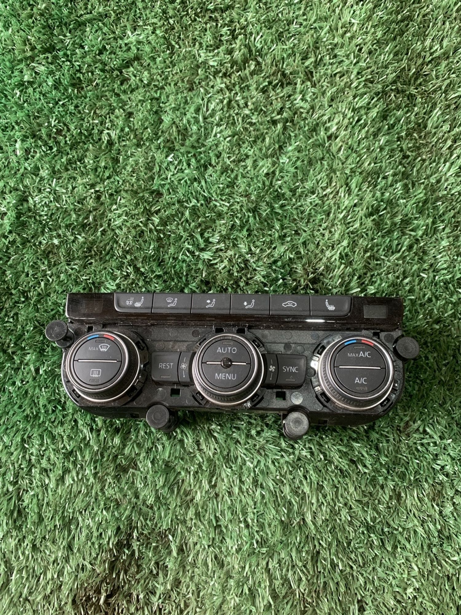 https://gcs.partsauto.market/rn-stockpro.appspot.com/thmbs/userImages/f92b14355489e3b224da6399a17e0798/part/fbdfdda5-e88b-4f95-8f84-f351b49ac1df_1750410726330.jpg