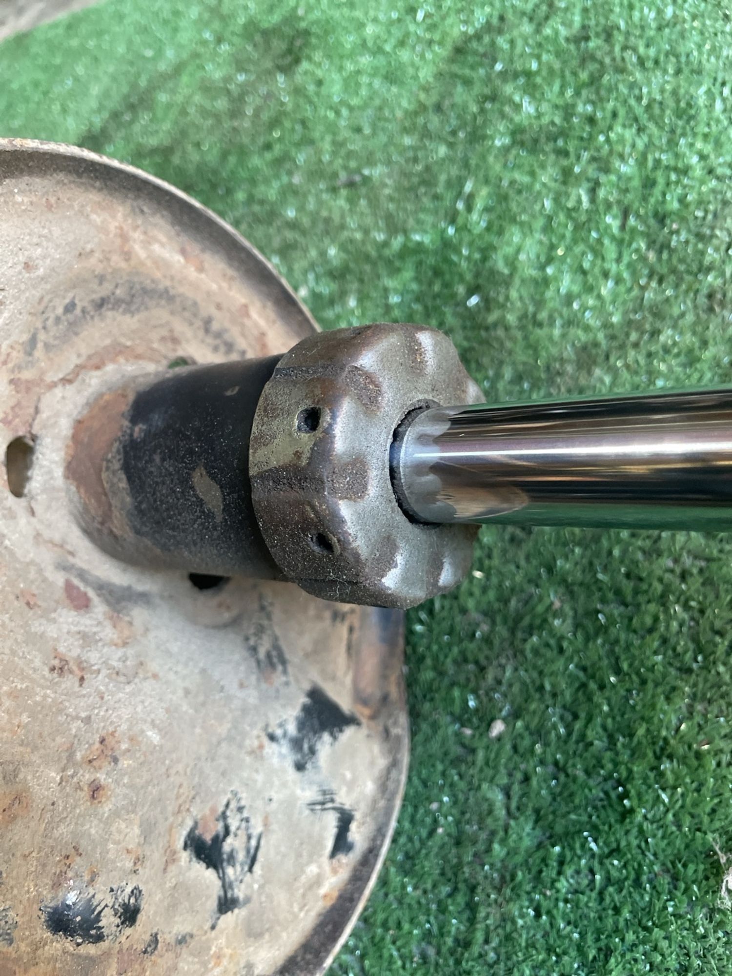 https://gcs.partsauto.market/rn-stockpro.appspot.com/thmbs/userImages/f92b14355489e3b224da6399a17e0798/part/fd2012a8-0370-4694-8f9d-8ab25202d83b_1747990590025.jpg