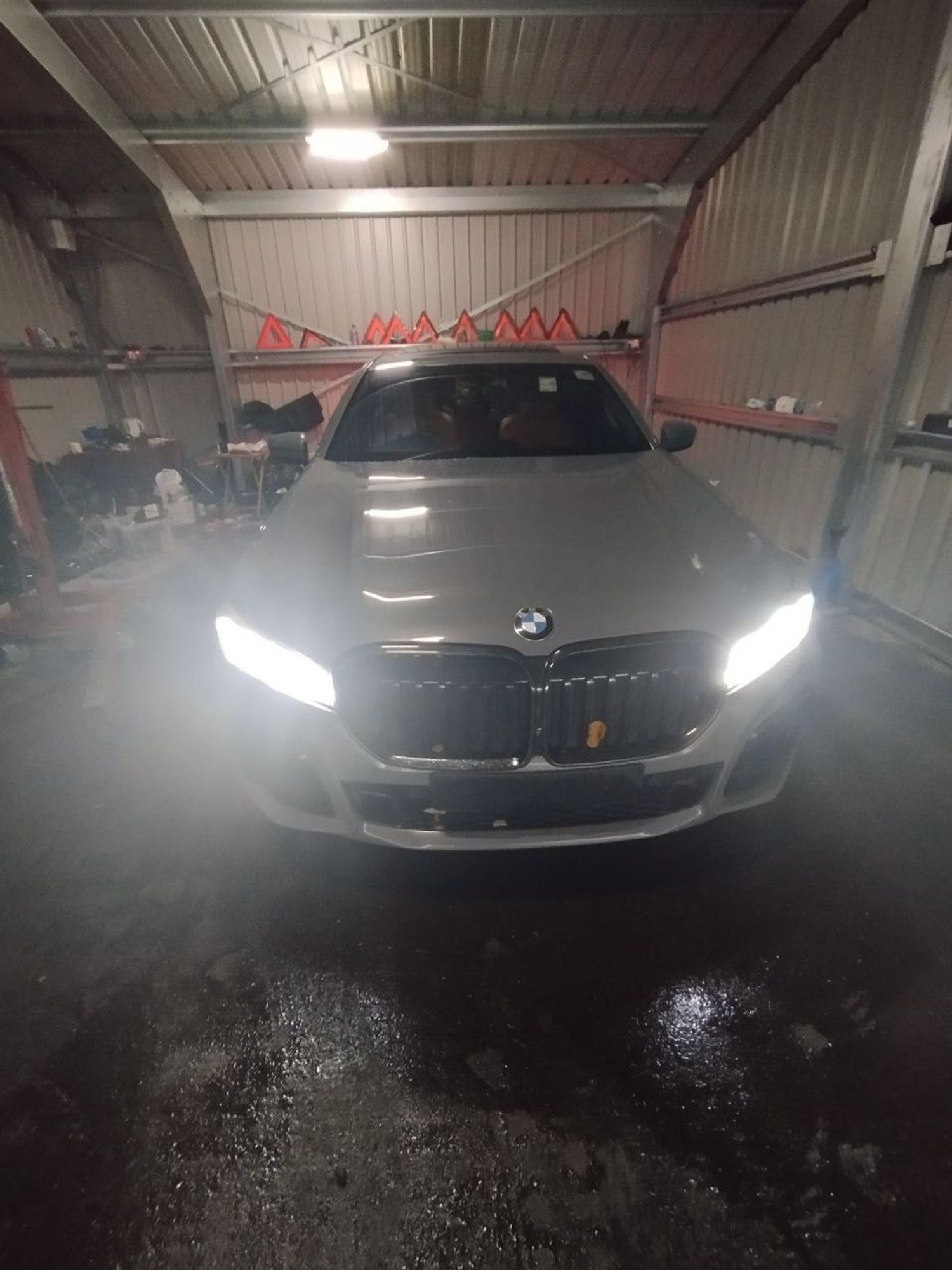 https://gcs.partsauto.market/rn-stockpro.appspot.com/thmbs/userImages/h353NjtZg3VDP19b5HMt7LlpbQ93/car/2aa64cc1-3d39-4c34-b5de-3f46f1d1274e_1739778716467.jpg