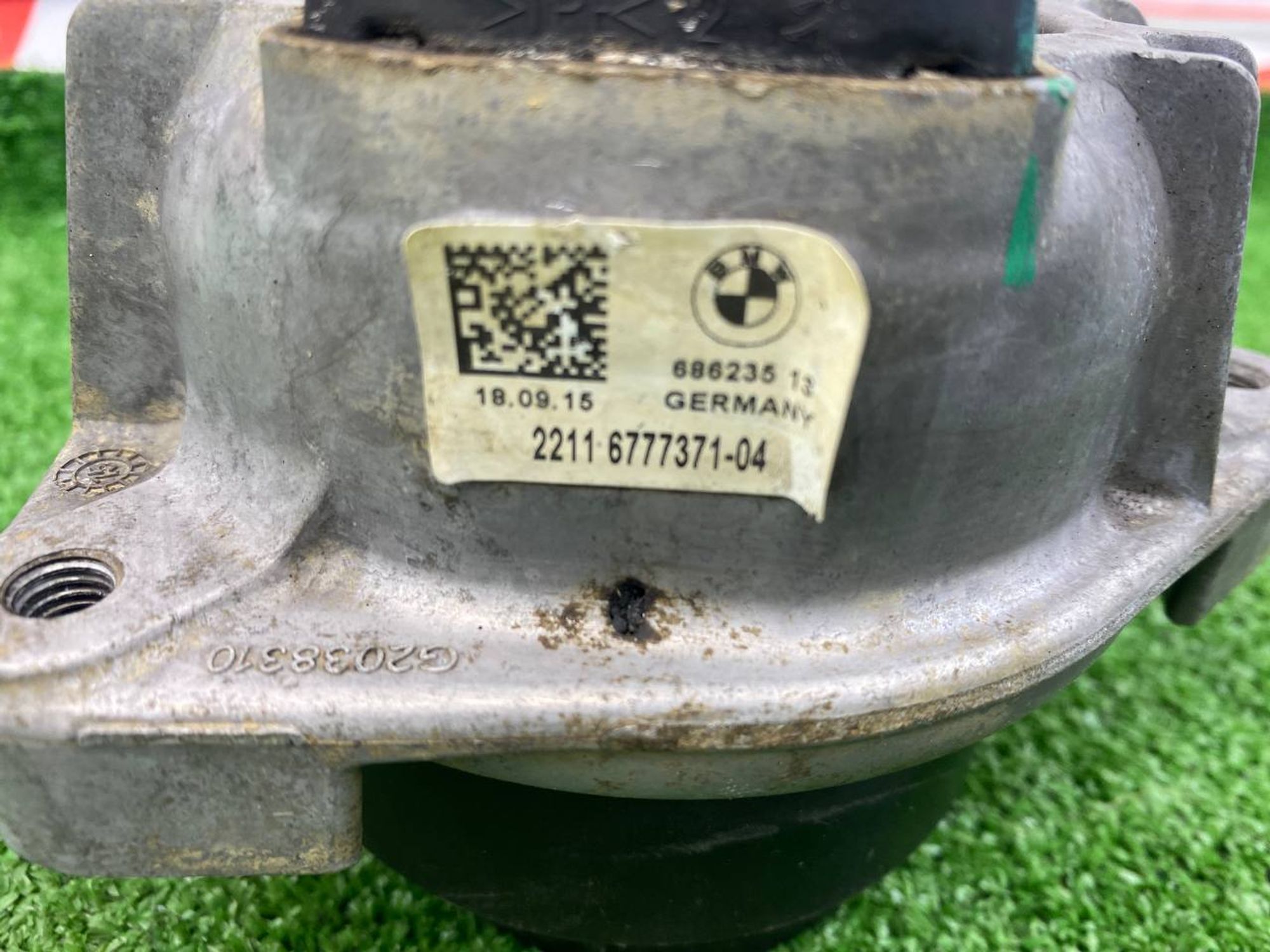 https://gcs.partsauto.market/rn-stockpro.appspot.com/thmbs/userImages/h353NjtZg3VDP19b5HMt7LlpbQ93/part/01829b90-dd53-4c39-a945-62323fc881f1_1743247387458.jpg