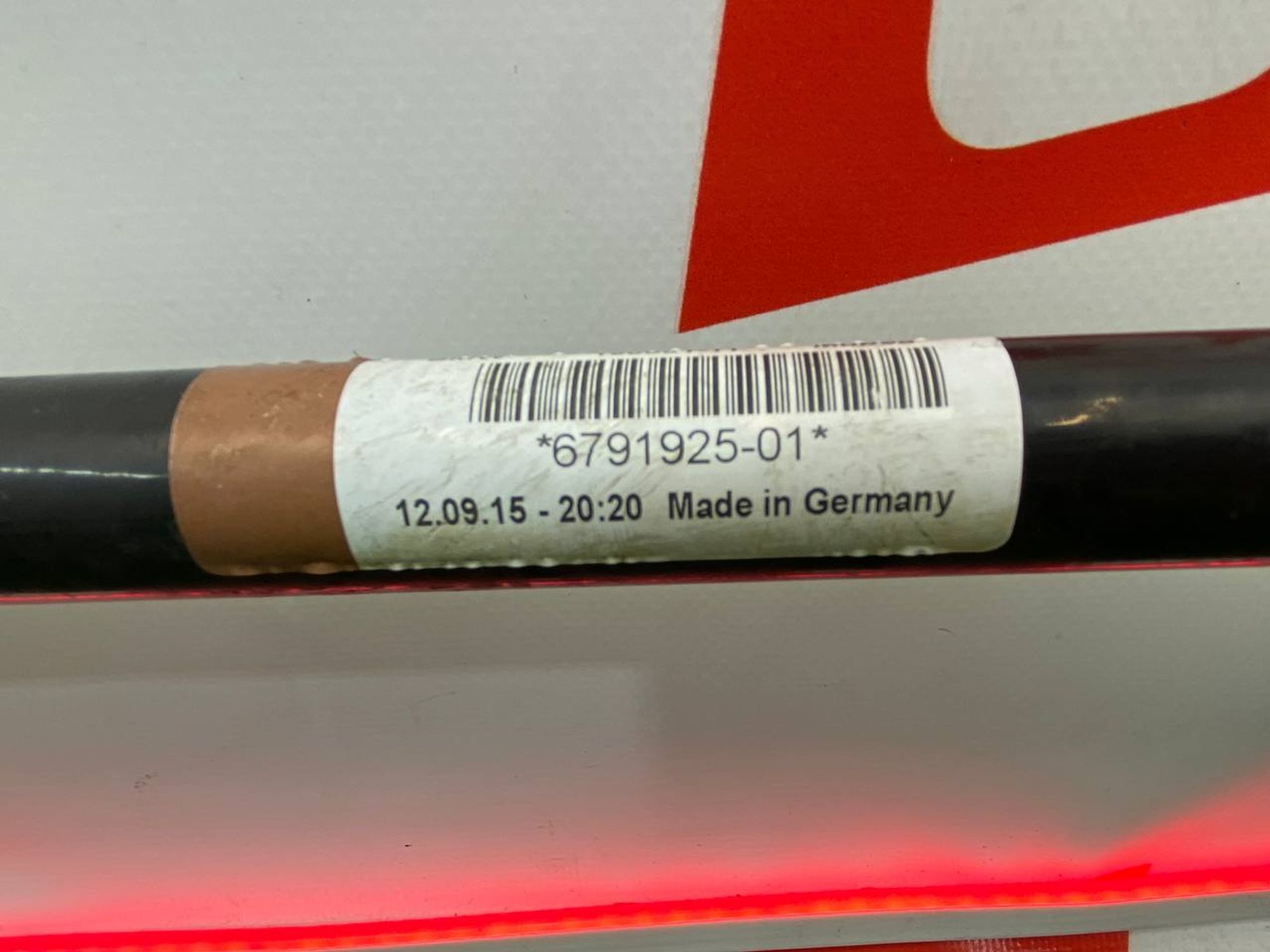 https://gcs.partsauto.market/rn-stockpro.appspot.com/thmbs/userImages/h353NjtZg3VDP19b5HMt7LlpbQ93/part/0305f087-3659-4209-808f-a88b366c9a82_1744185434378.jpg
