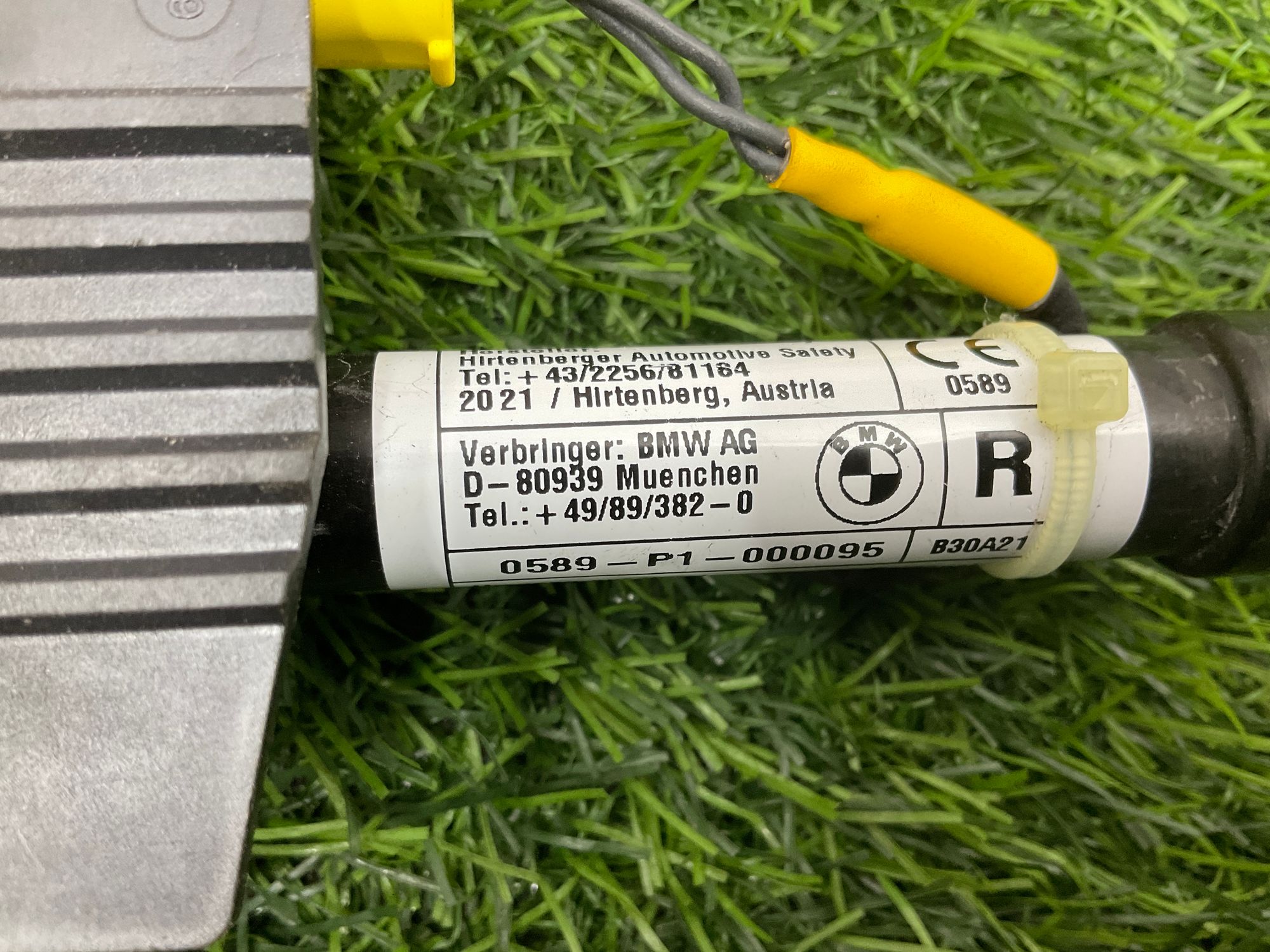 https://gcs.partsauto.market/rn-stockpro.appspot.com/thmbs/userImages/h353NjtZg3VDP19b5HMt7LlpbQ93/part/0eb8a332-7d06-4160-acf2-1bee7f77c24d_1734514108447.jpg