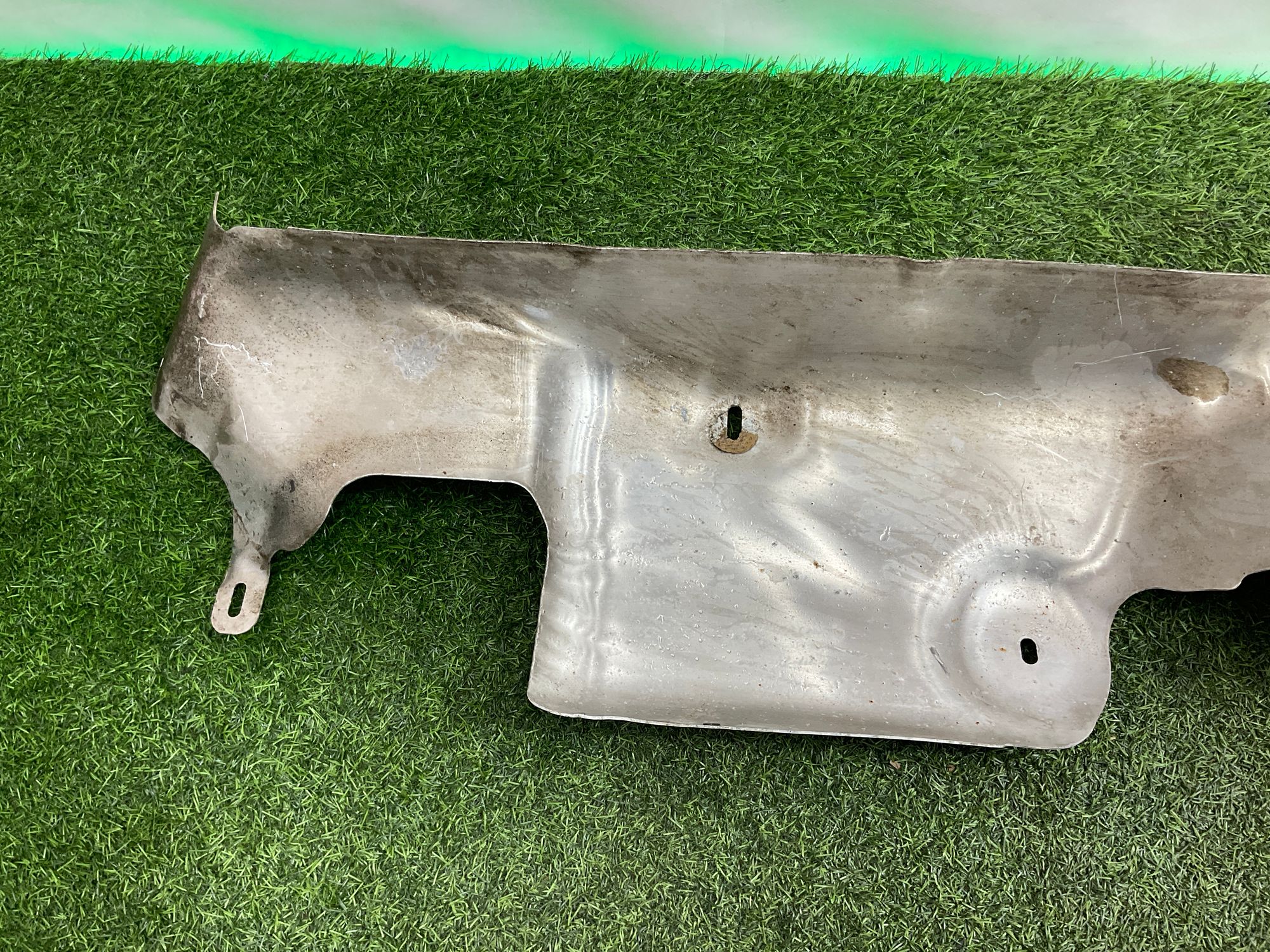 https://gcs.partsauto.market/rn-stockpro.appspot.com/thmbs/userImages/h353NjtZg3VDP19b5HMt7LlpbQ93/part/0fa8c841-ca5c-4f10-96f8-4c572bfad72d_1743435136676.jpg