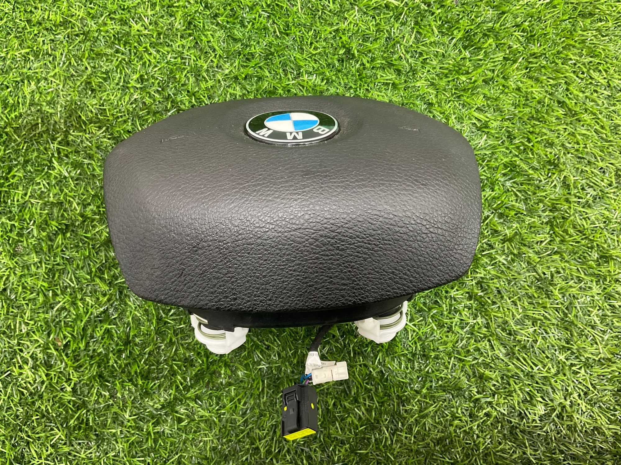 https://gcs.partsauto.market/rn-stockpro.appspot.com/thmbs/userImages/h353NjtZg3VDP19b5HMt7LlpbQ93/part/11fb7f2b-b1d2-4279-ae1a-55ef01db2a22_1741358647321.jpg