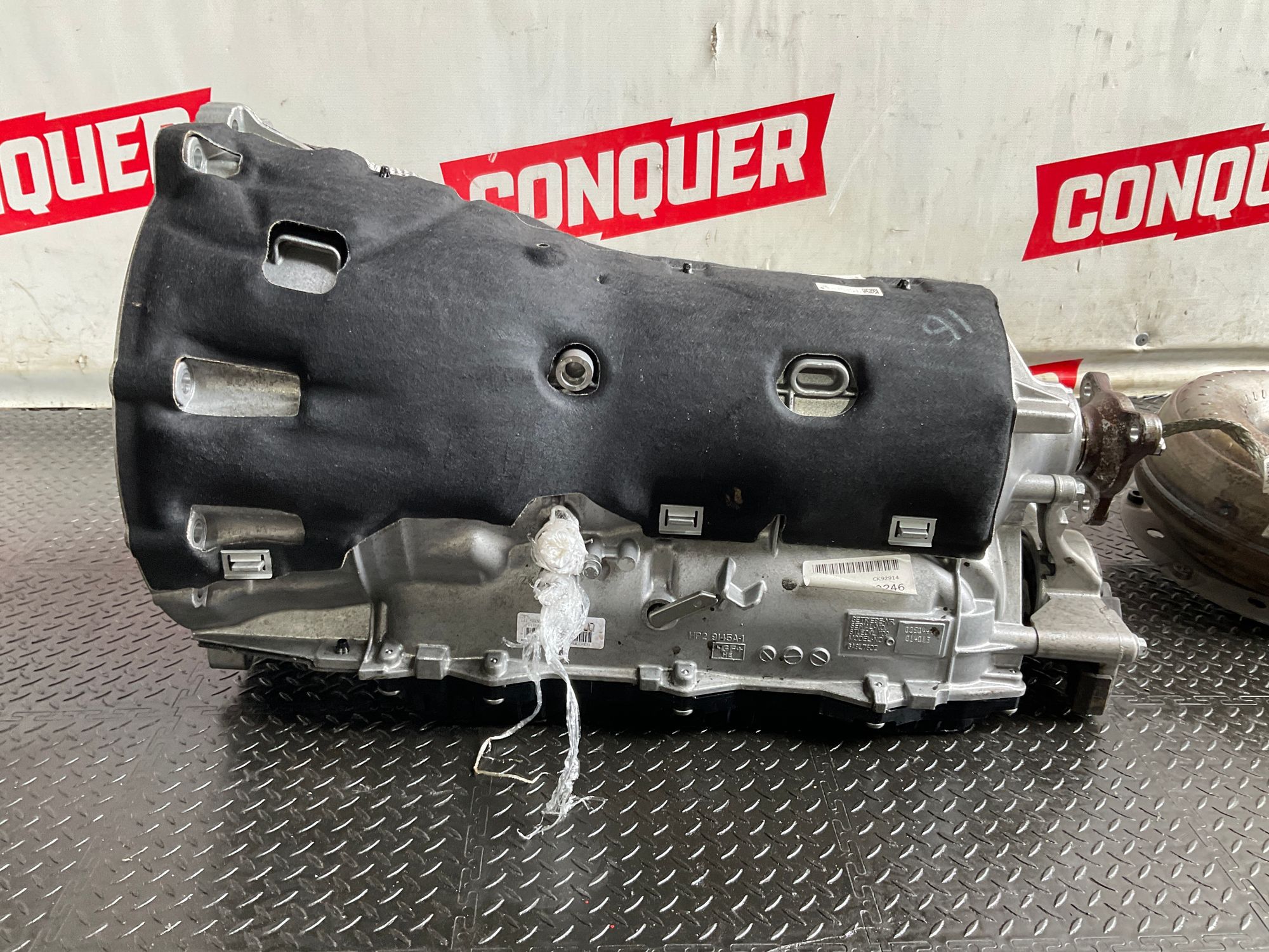 https://gcs.partsauto.market/rn-stockpro.appspot.com/thmbs/userImages/h353NjtZg3VDP19b5HMt7LlpbQ93/part/13a3b185-8a91-4de5-8d2d-40989f502ce0_1744201764886.jpg