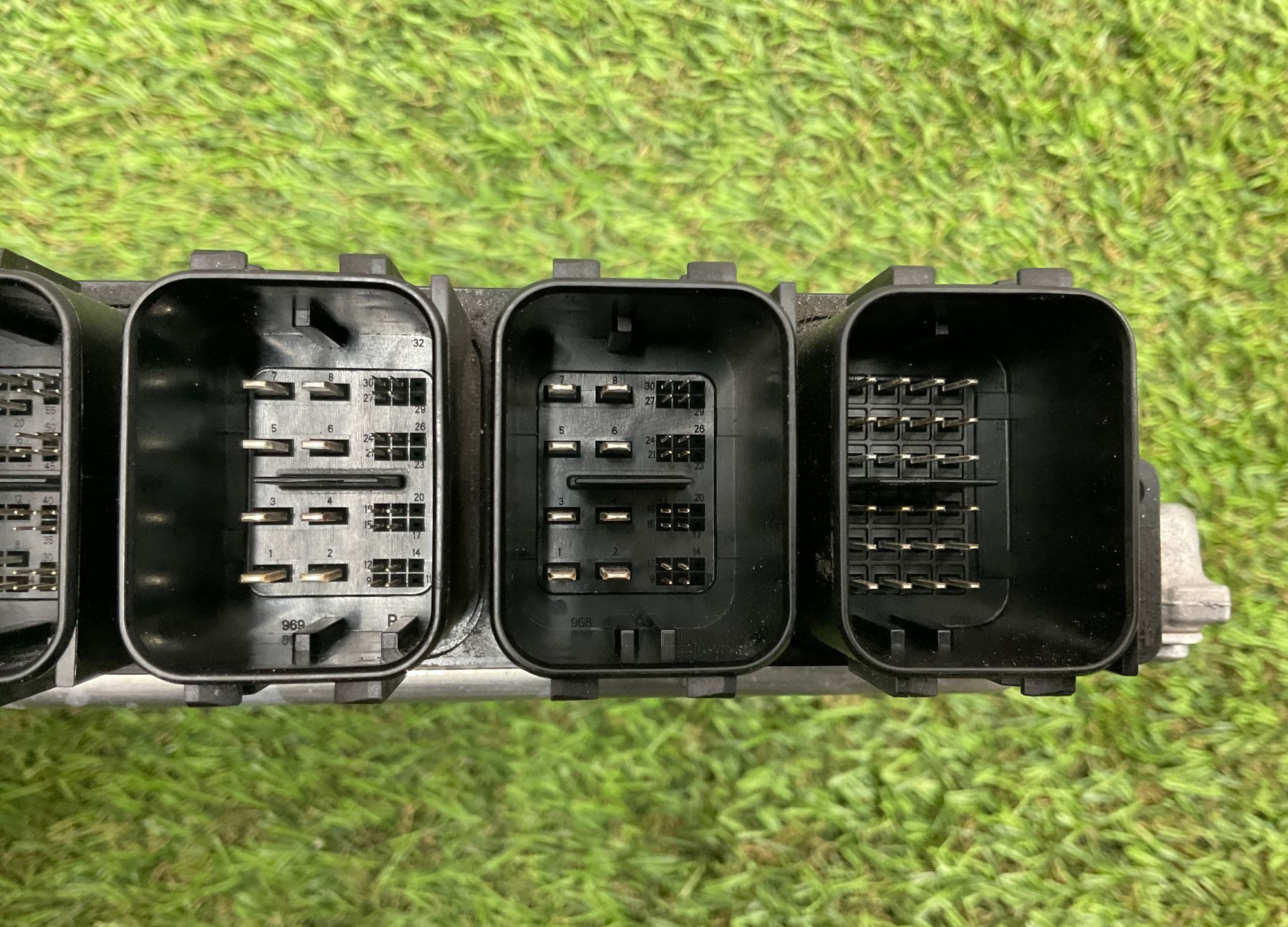 https://gcs.partsauto.market/rn-stockpro.appspot.com/thmbs/userImages/h353NjtZg3VDP19b5HMt7LlpbQ93/part/14fd6cfb-8a48-4af7-aed5-d7455557dfc1_1747990164363.jpg
